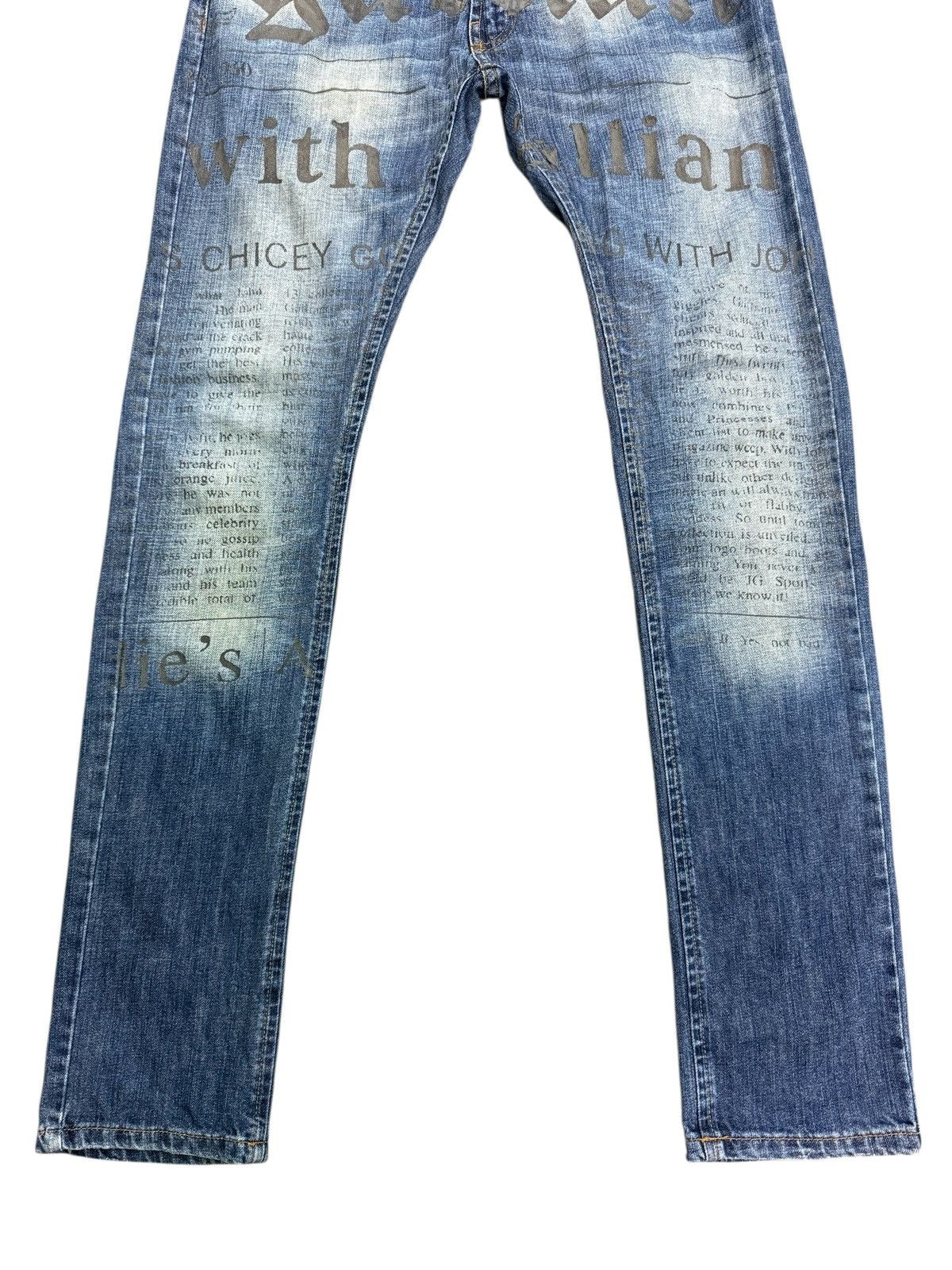 John Galliano GALLIANO PRINTED GRAPHIC DENIM JEANS Size US 32 / EU 48 - 7 Thumbnail