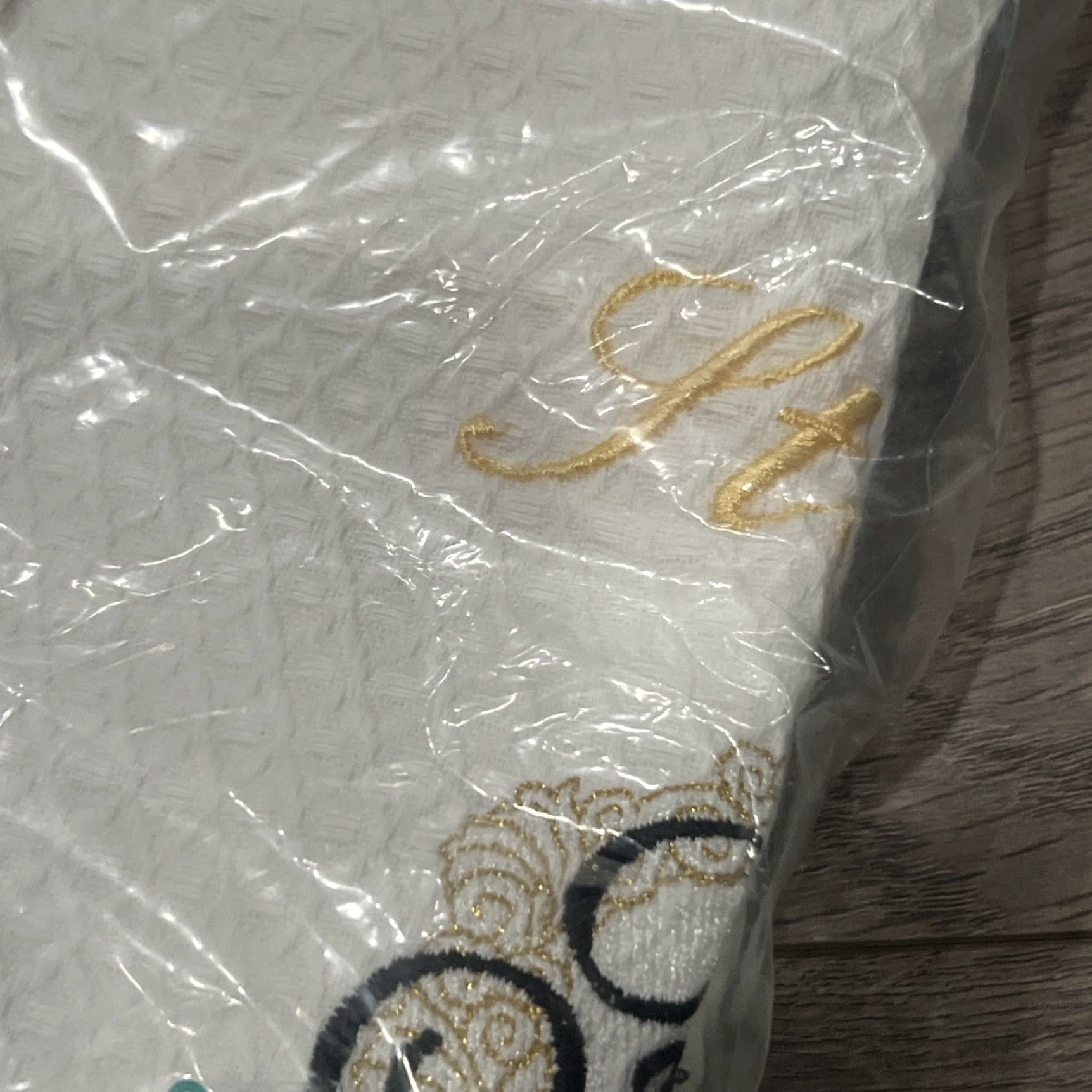 Vintage VINTAGE The Bernard Co. Robe Robe Unisex Adults One Size White 100% Cotton Terry Spa Robe Steve Embroidered NWT Size ONE SIZE - 4 Thumbnail