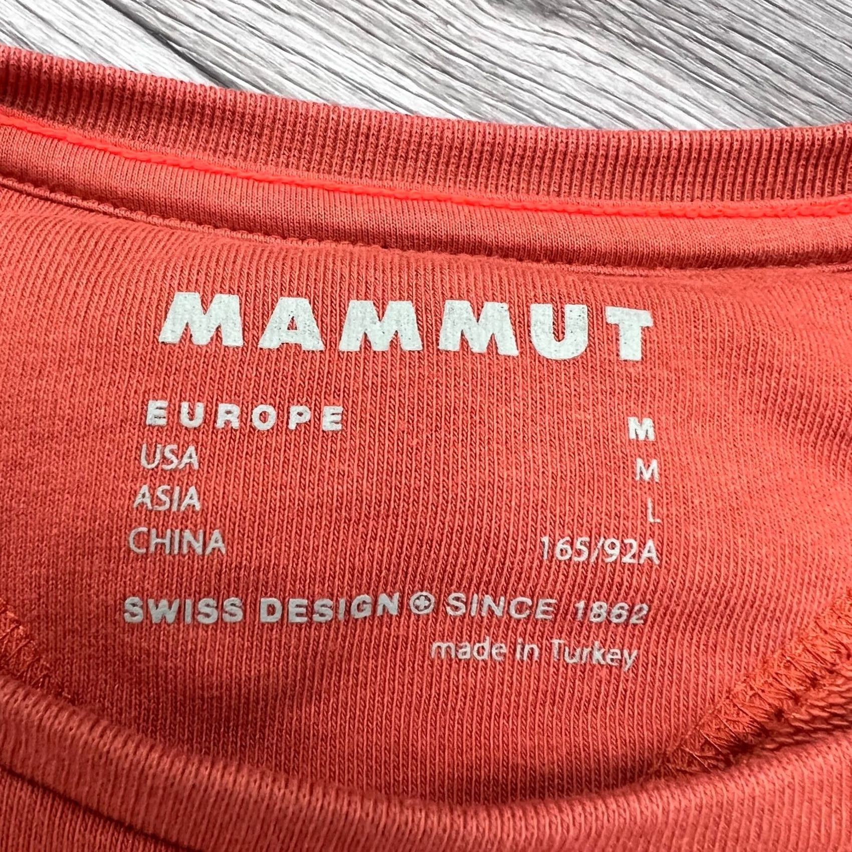 Mammut Mammut Sweatshirt Pullover Women M Size Long Sleeve Crew Neck Activewear Logo Women Pullover Sweatshirt Mammut Size M Women 90s-esque not applicable Size M / US 6-8 / IT 42-44 - 3 Thumbnail