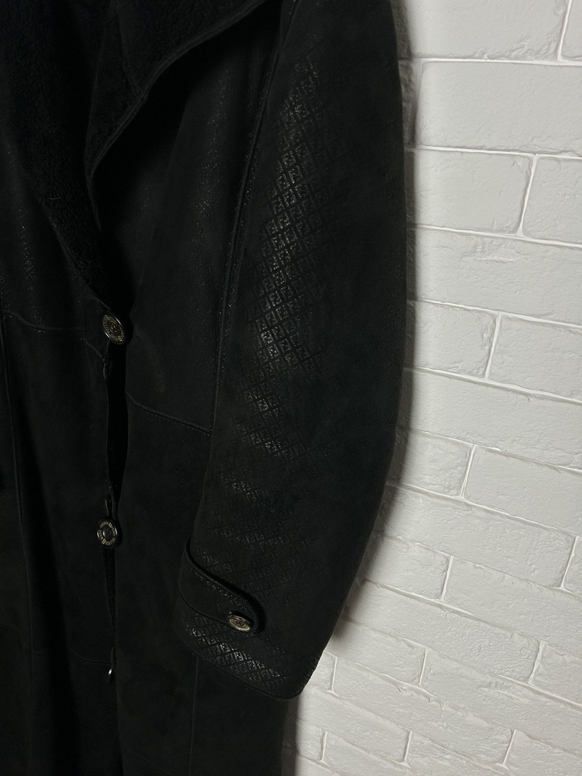 Fendi × Vintage Fendi Full Monogram Vintage Sherpa Fur Coat Shearling Jacket Size US M / EU 48-50 / 2 - 8 Thumbnail