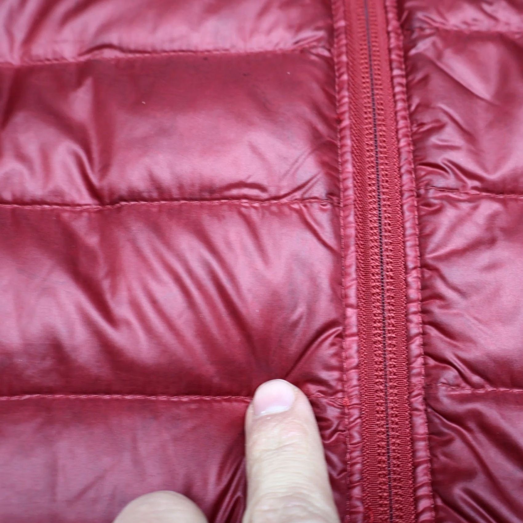 Vintage VINTAGE REI Down Vest Mens XL Red Full Zip Quilted Lightweight Puffer Winter Simulated Gorpcore Casual Travel Size US XL / EU 56 / 4 - 5 Thumbnail