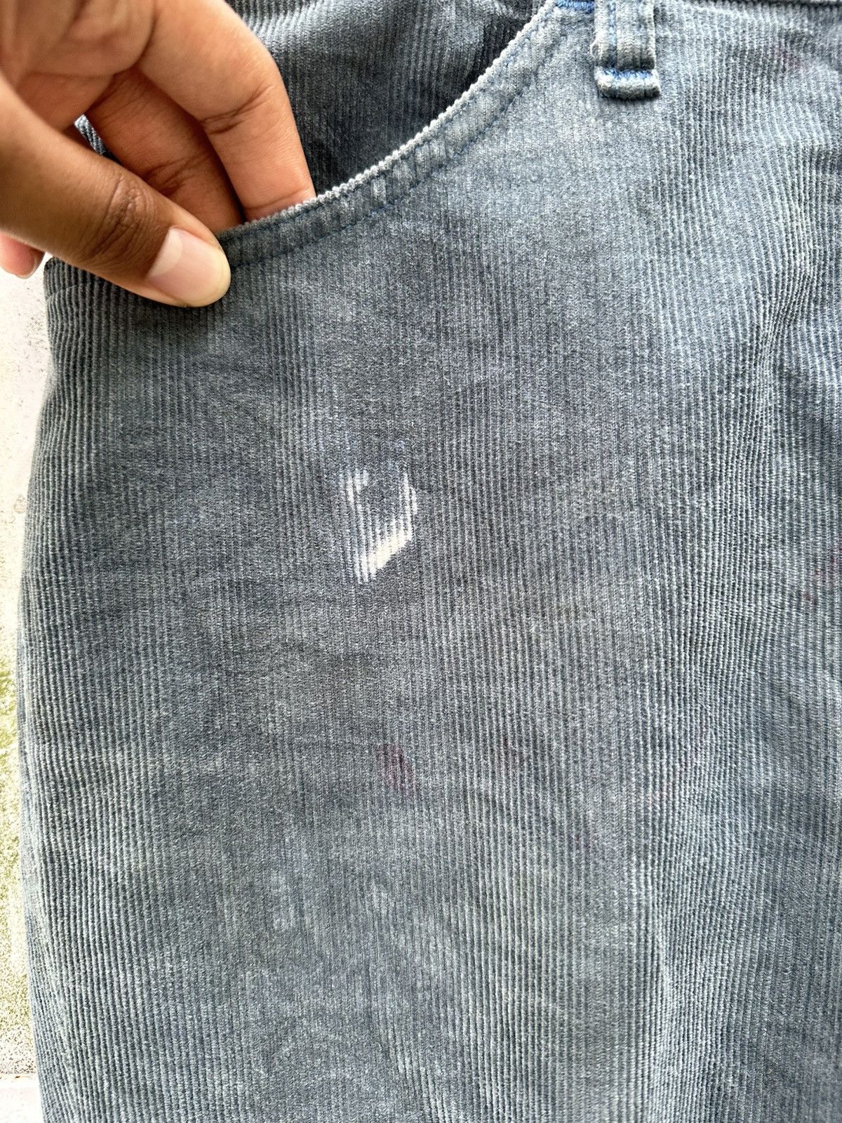 Levi's 👹THRASHED Faded Levis Corduroy Baggy Jeans Size US 27 - 10 Thumbnail