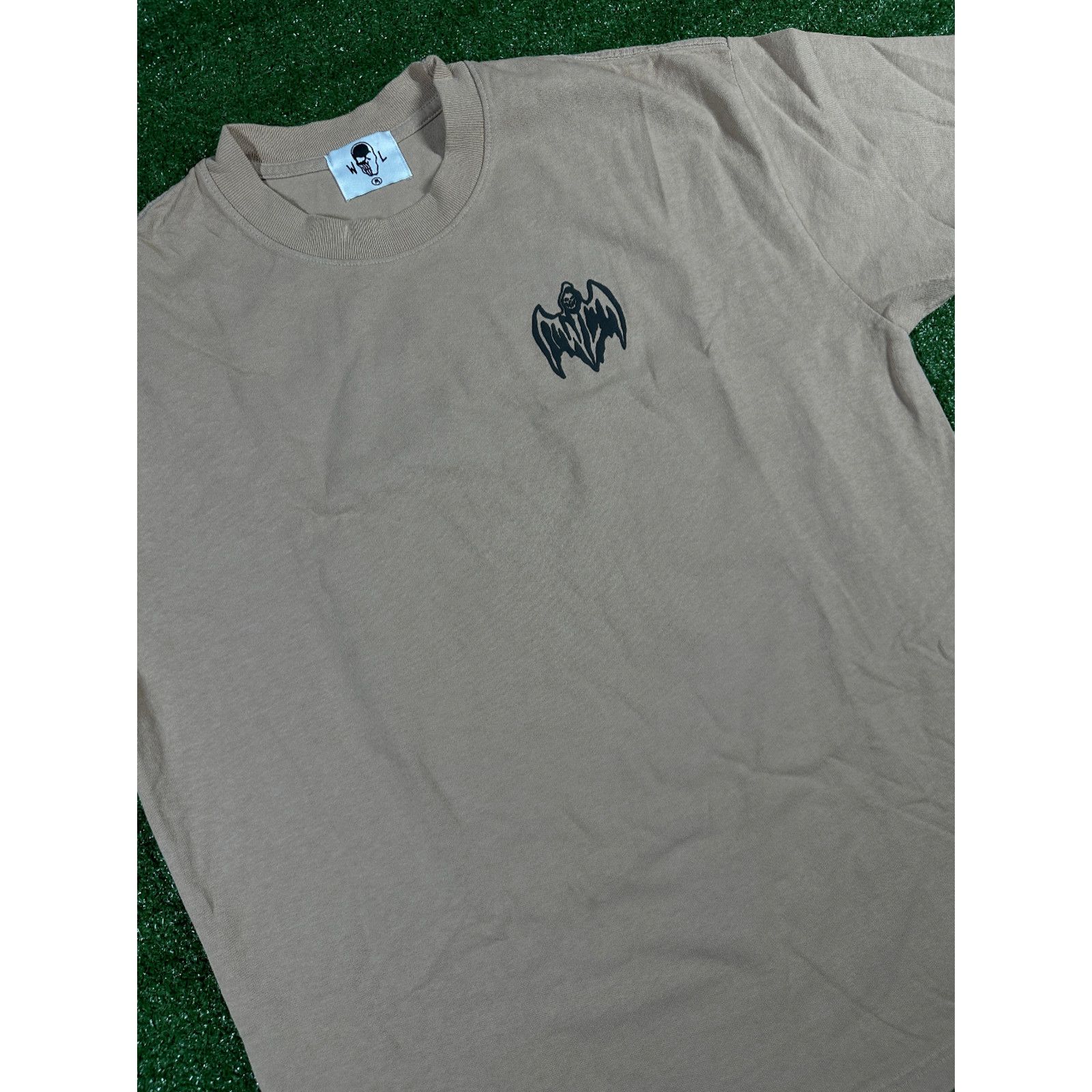 Warren Lotas Warren Lotas 'Bat Logo' Men's Tan S/S T-Shirt - Size Medium Size US M / EU 48-50 / 2 - 3 Thumbnail