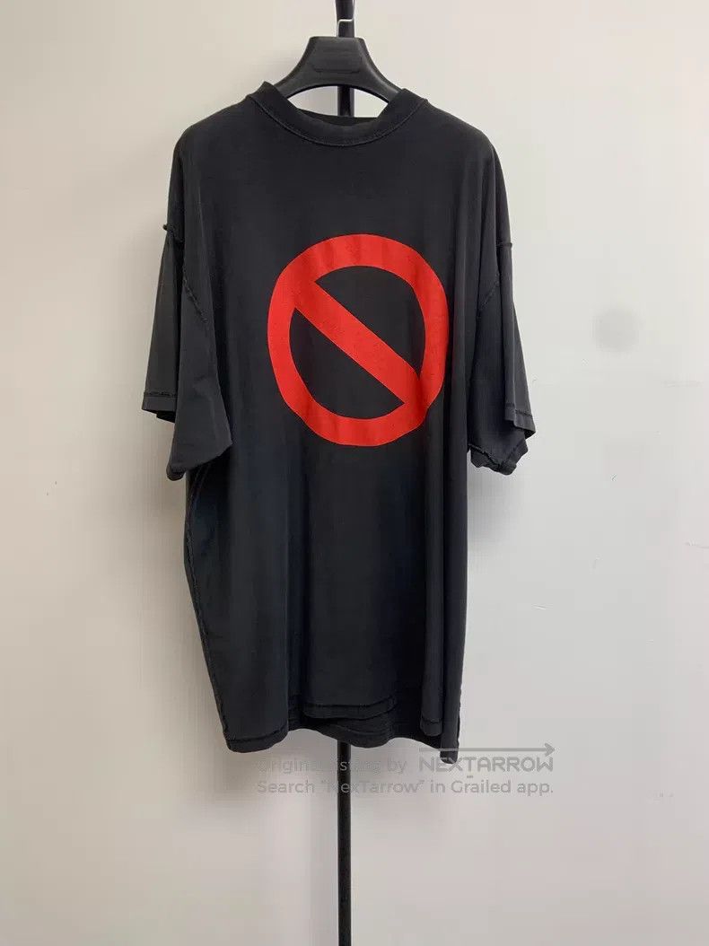 Balenciaga Balenciaga Letter printed round neck short-sleeve T-shirt Size US L / EU 52-54 / 3 - 1 Thumbnail