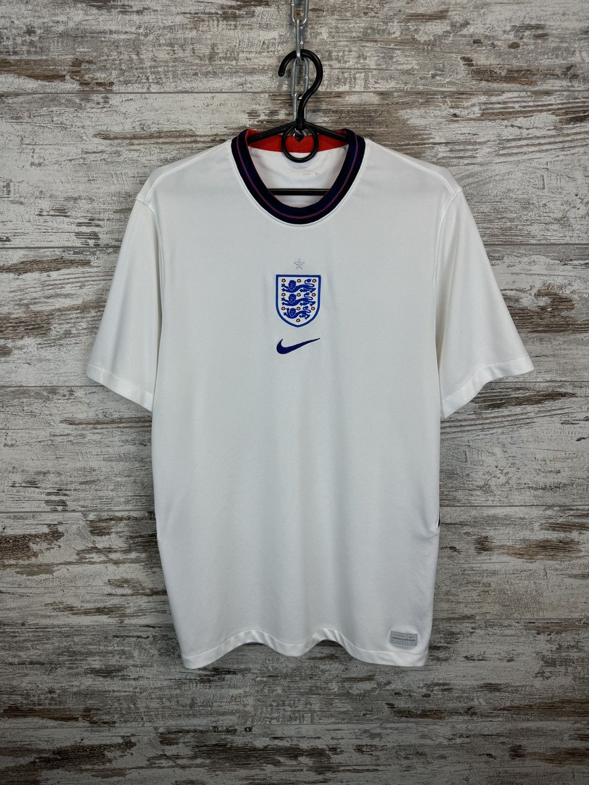 Nike Mens Vintage Nike England National Team T-shirt jersey Size US L / EU 52-54 / 3 - 2 Thumbnail