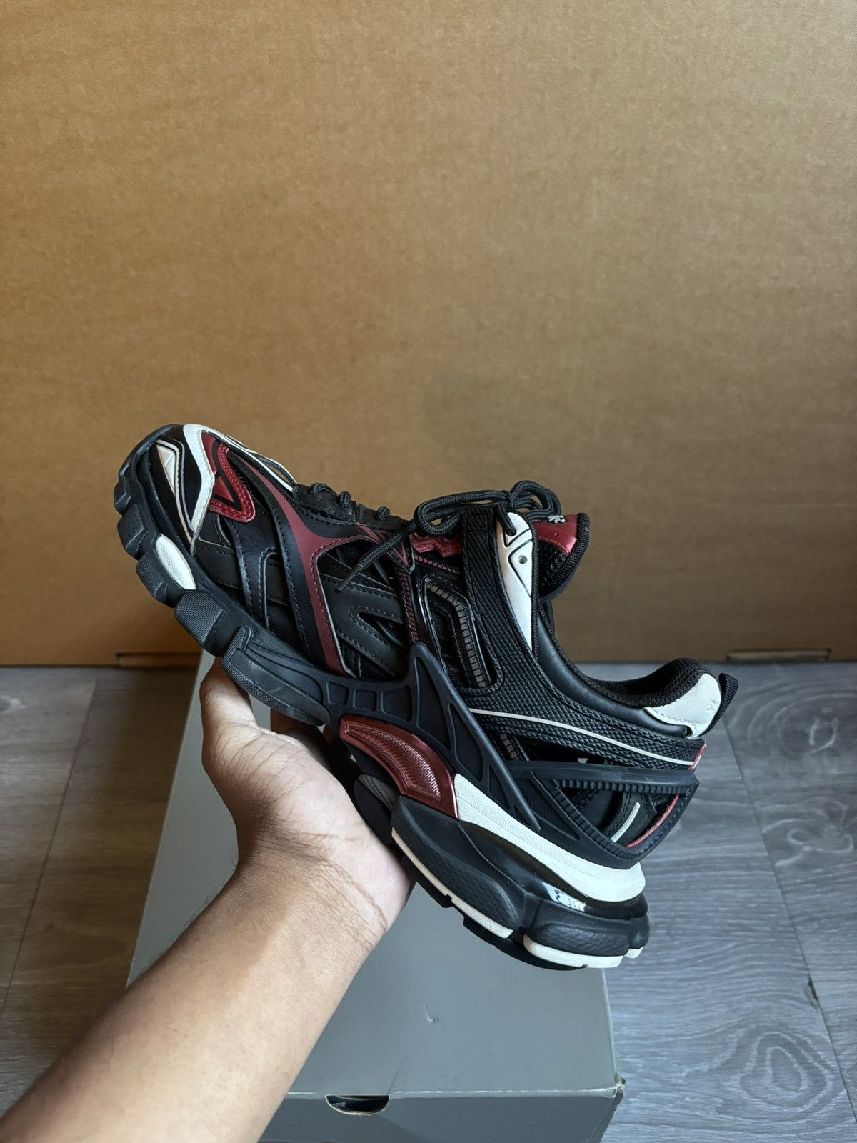 Balenciaga Balenciaga Track 2 Runner Burgundy/Black Size US 9 / EU 42 - 8 Thumbnail