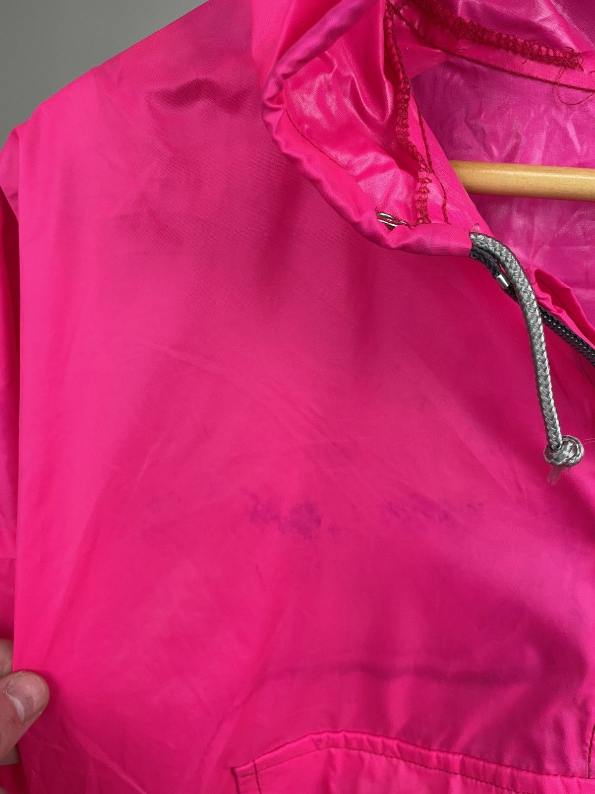 Nike Crazy vintage nike raincoat jacket size XL Size US XL / EU 56 / 4 - 9 Thumbnail