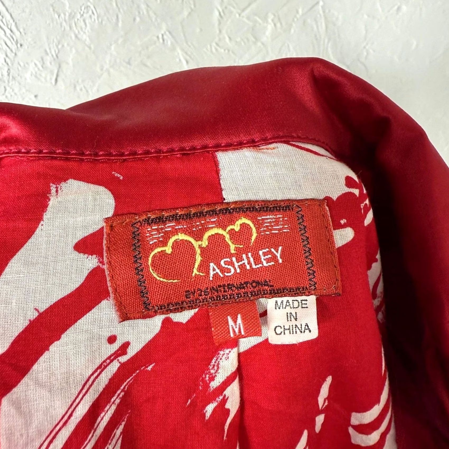 Vintage VINTAGE Ashley International Shirt Top Jacket M Satin Button Coat Red Y2K Womens Size M / US 6-8 / IT 42-44 - 5 Thumbnail