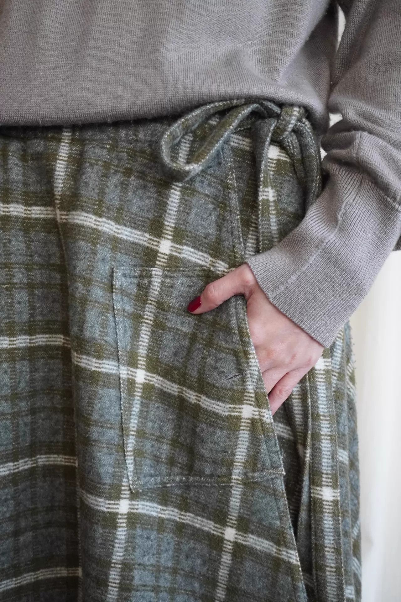 Comme des Garcons COMME des GARCONS 1983 Early Checked Skirt Women’s Size 27" / US 4 / IT 40 - 5 Thumbnail