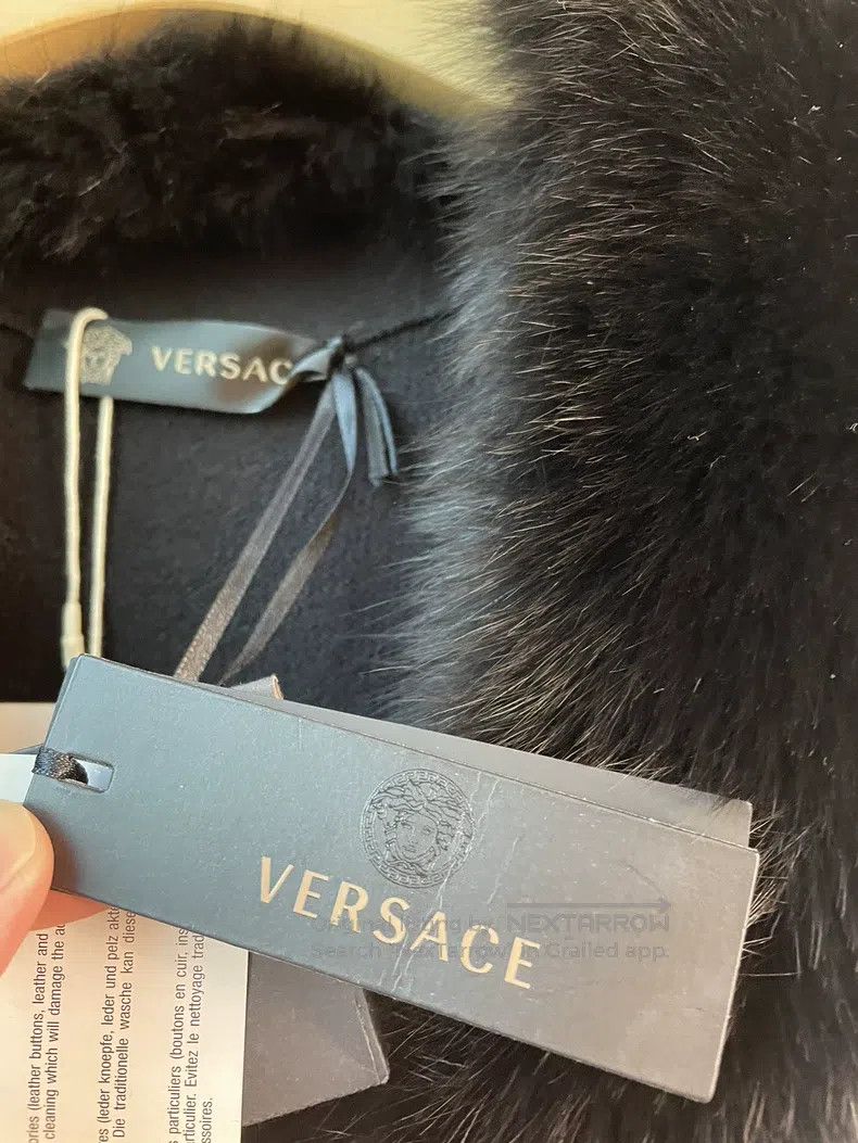 Versace Versace Black fox fur knitted coat Size S / US 4 / IT 40 - 3 Thumbnail