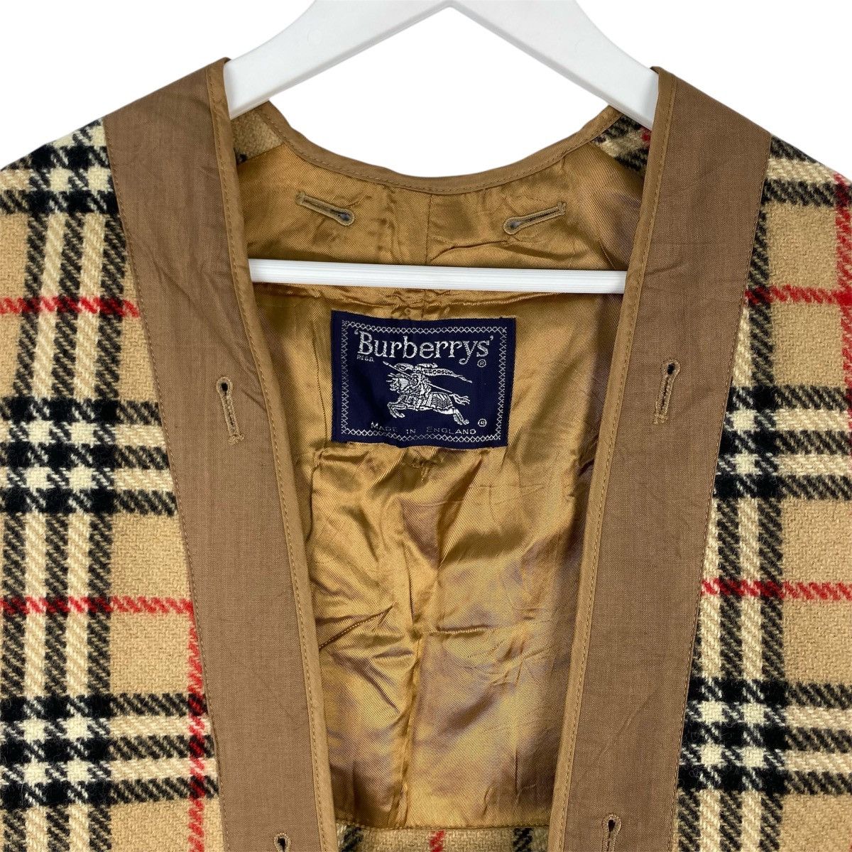 Burberry × Designer × Vintage Burberry vintage vest, Men's Fashion, Coats, Jackets Size ONE SIZE - 4 Thumbnail