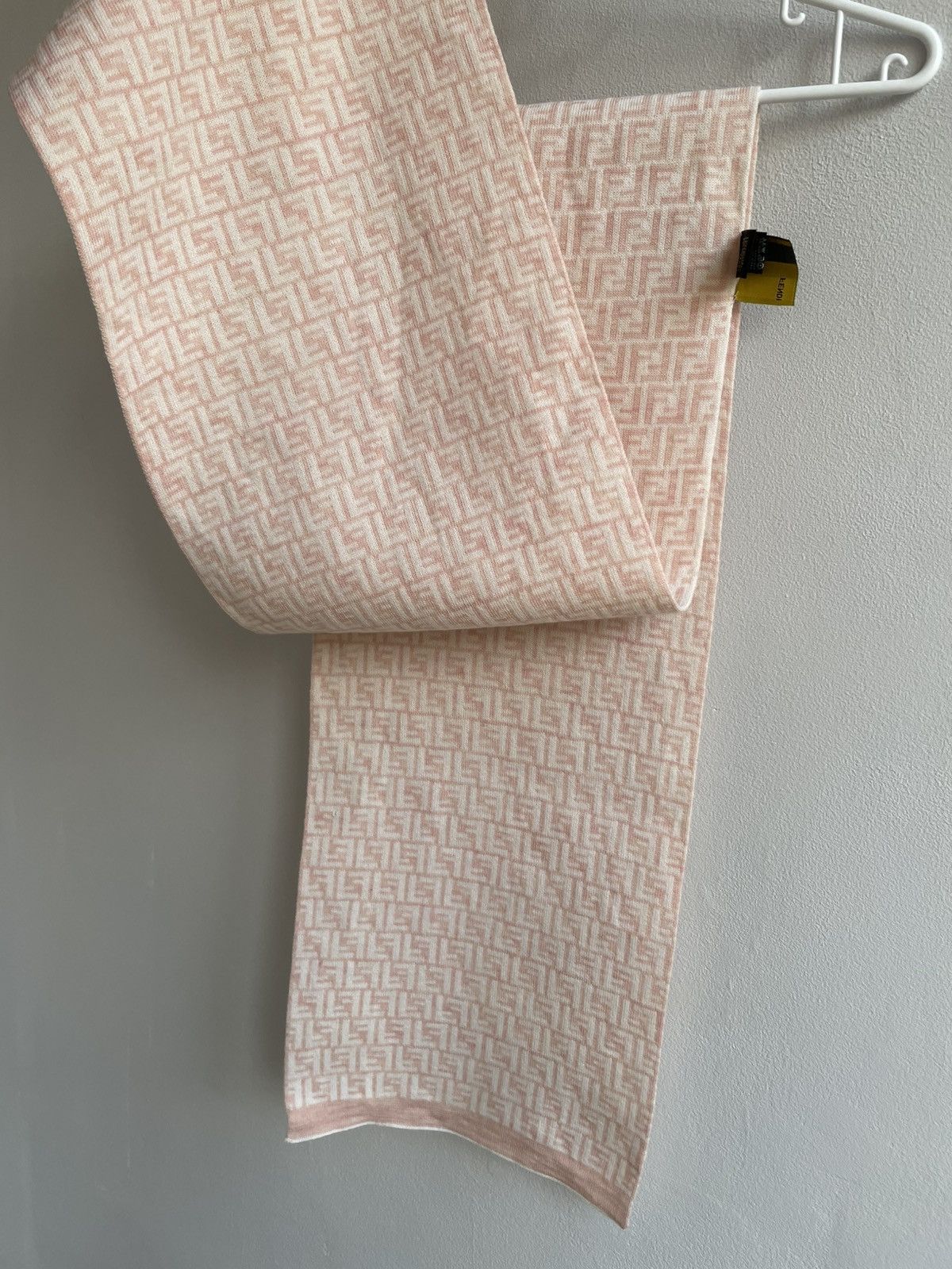 Fendi Fendi Monogram FF Double Sided Wool Pink Unisex Scarf Size ONE SIZE - 9 Thumbnail