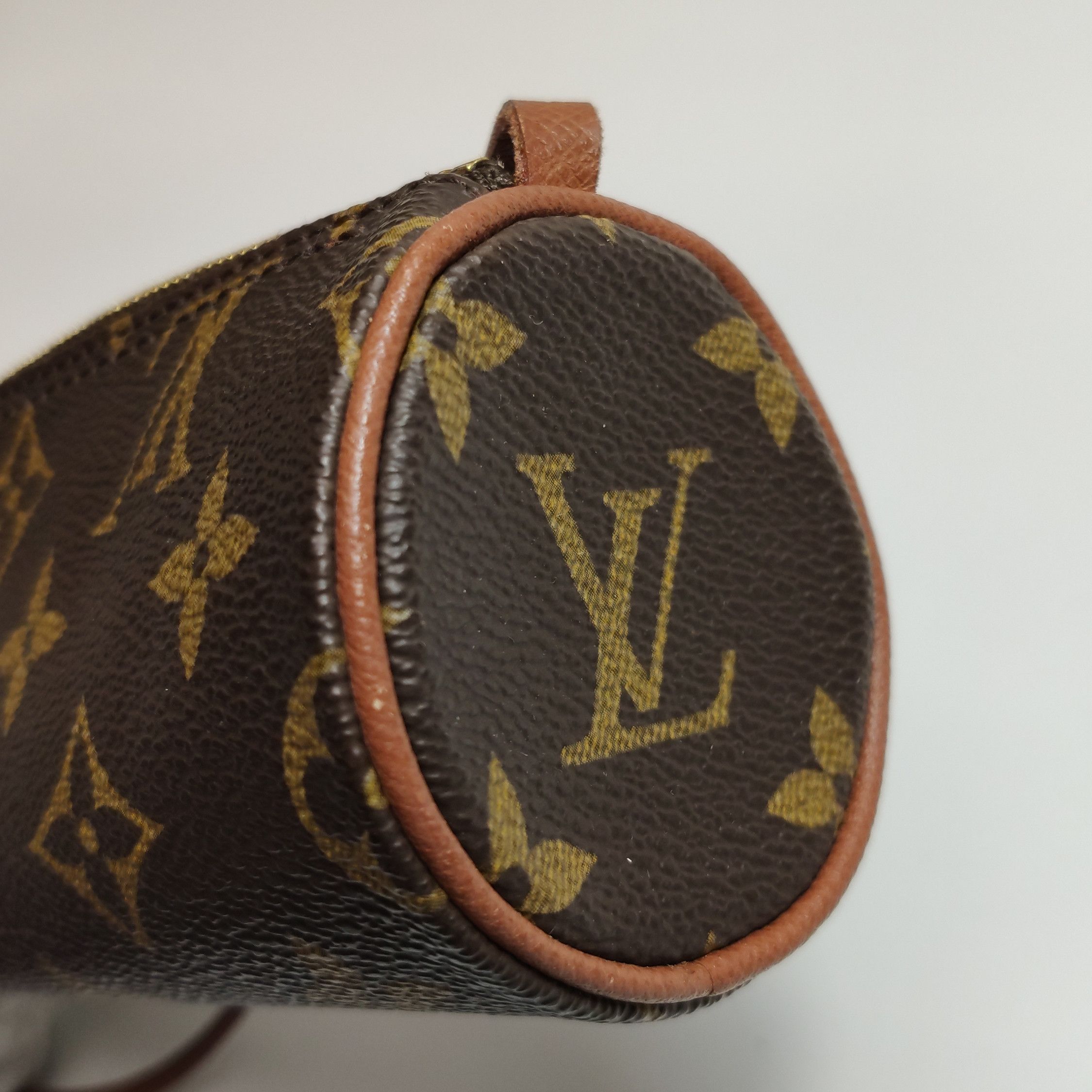 Louis Vuitton Louis Vuitton (LV) Papillon Mini Cowhide Monogram Printed D Size ONE SIZE - 9 Thumbnail