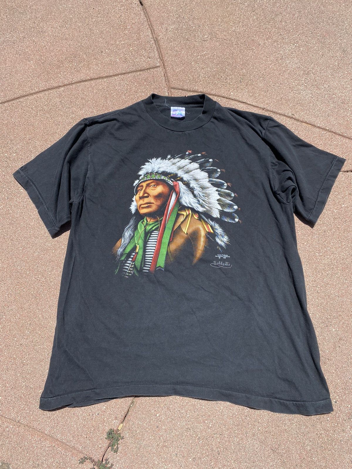 Vintage VINTAGE Native American Chief 3D Emblem T-Shirt Size US XL / EU 56 / 4 - 1 Thumbnail