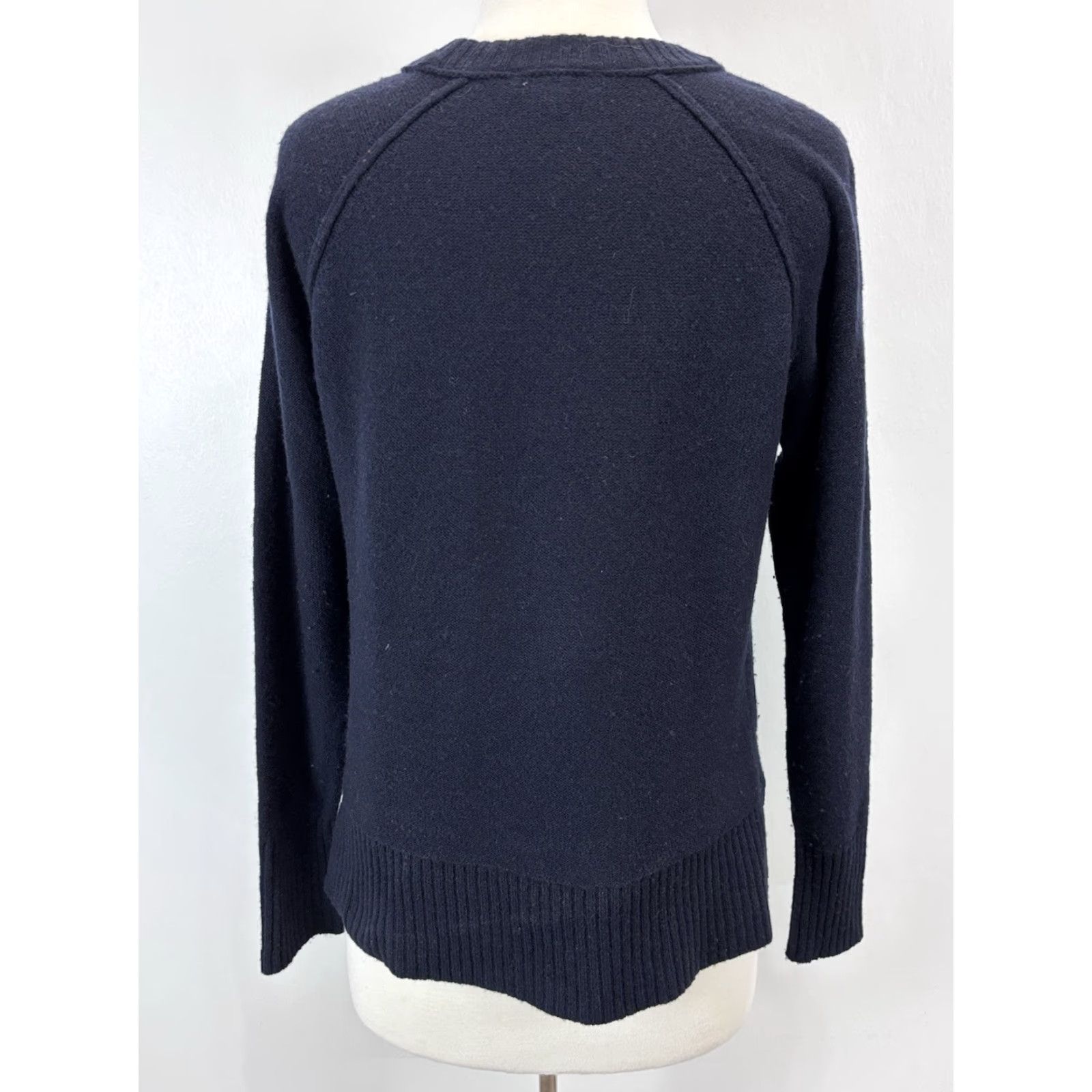 J.Crew J.CREW 100% Wool Crew Neck Sweater Women's Small Navy Blue Pullover Size S / US 4 / IT 40 - 3 Thumbnail
