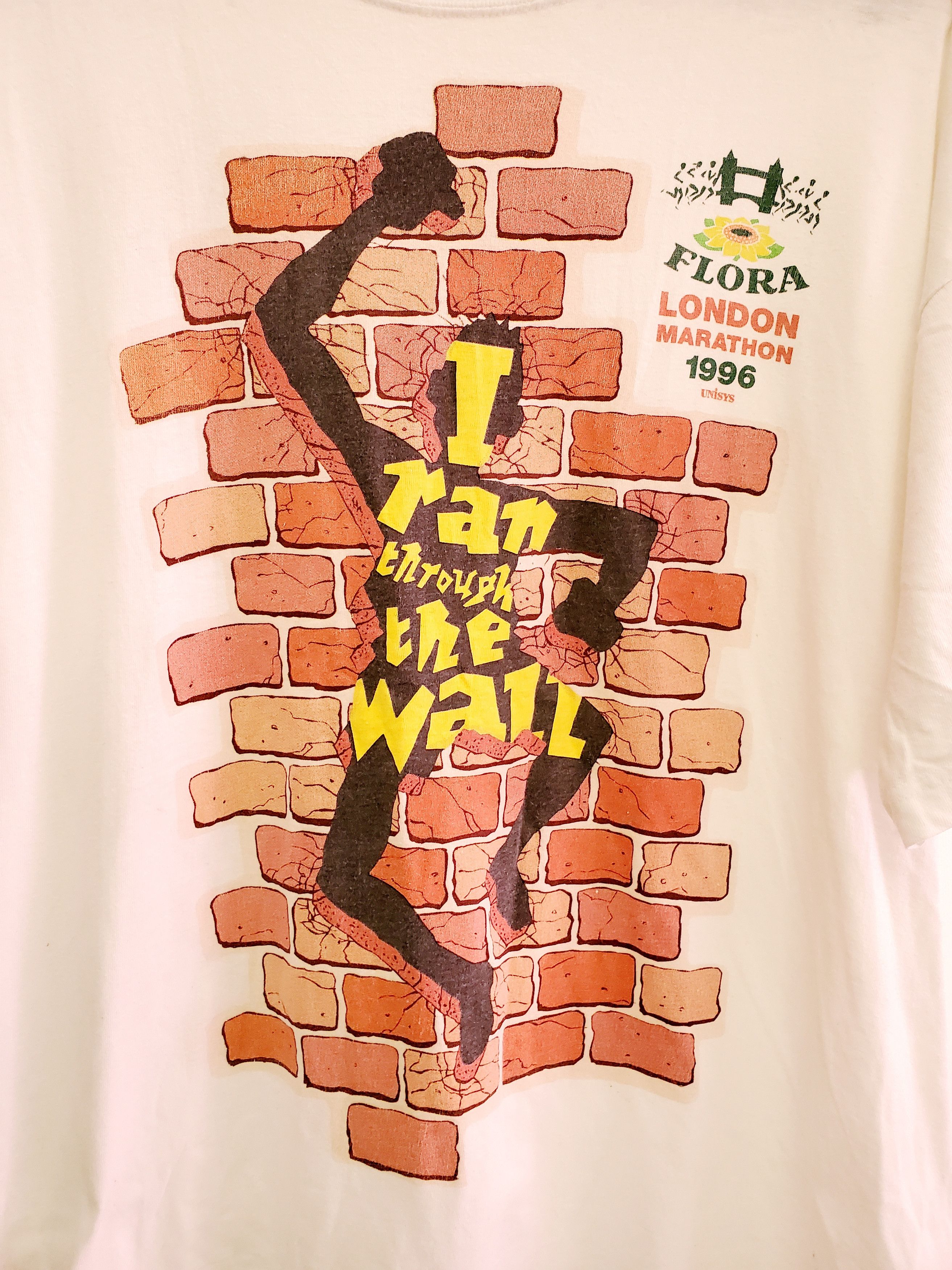 Vintage 1996 Flora London Marathon I Ran Through The Wall t shirt Xl Size US XL / EU 56 / 4 - 2 Thumbnail