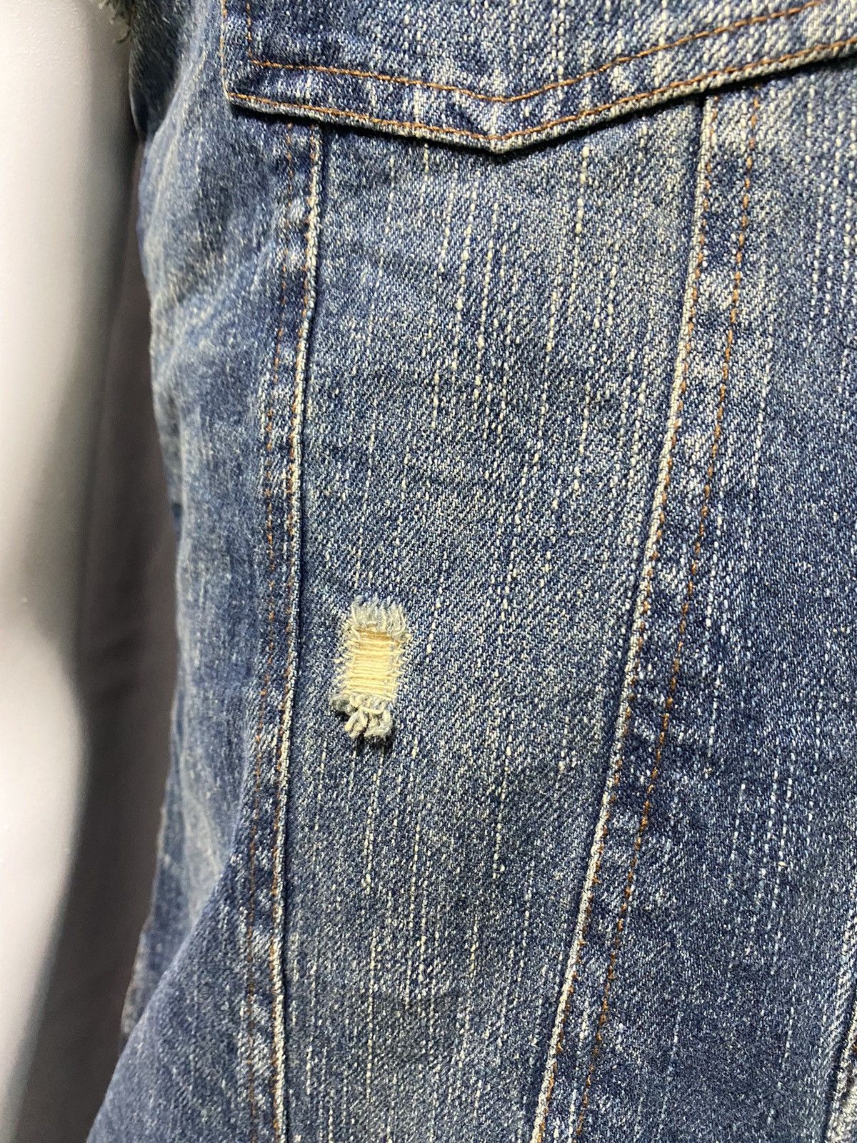 In The Attic × Japanese Brand Punk Indigo Denim Distressed Embroidered Vest Size US M / EU 48-50 / 2 - 6 Thumbnail