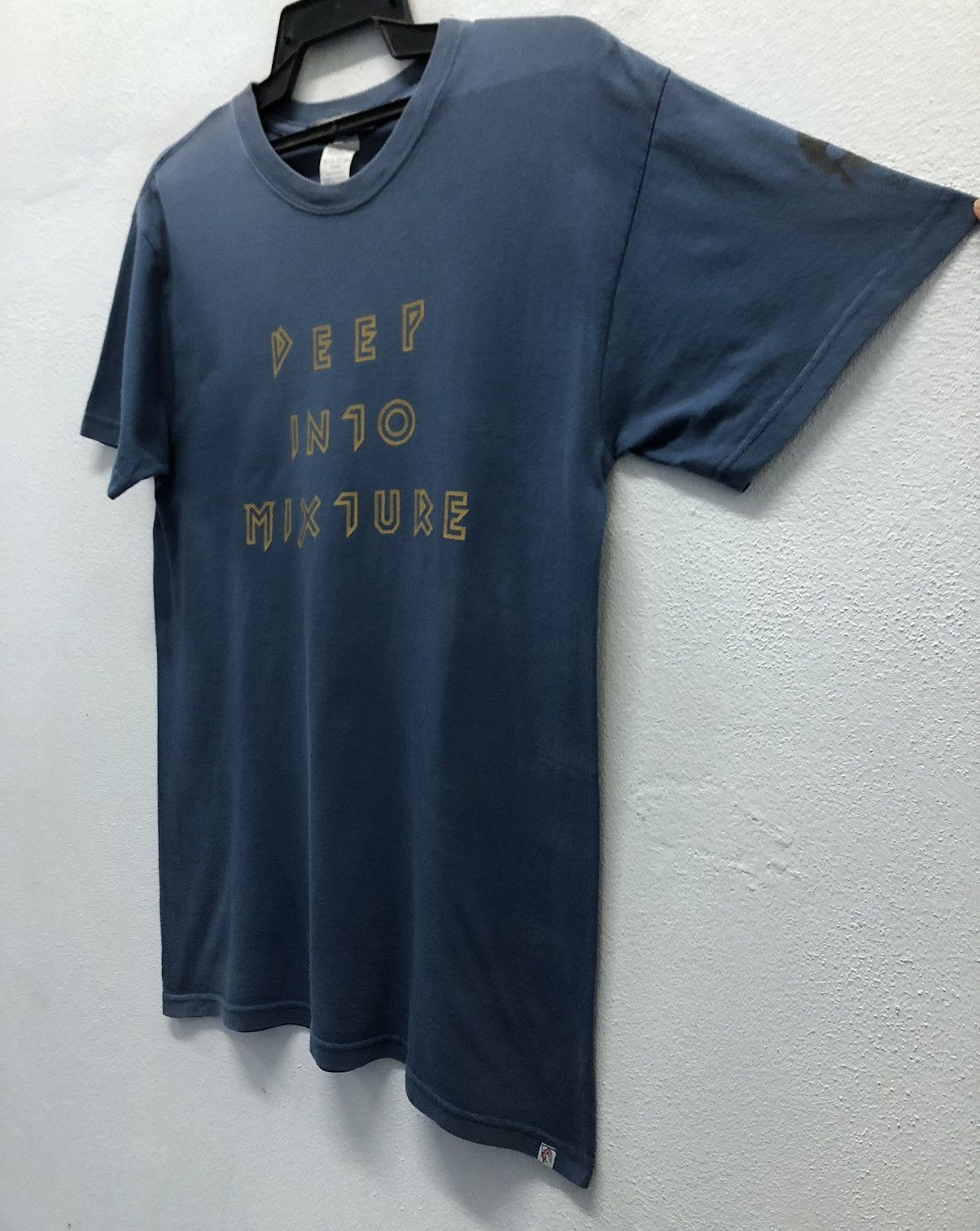 Vintage Vintage 291295=HOMME Deep Into Mixture T-Shirt Size US M / EU 48-50 / 2 - 8 Thumbnail