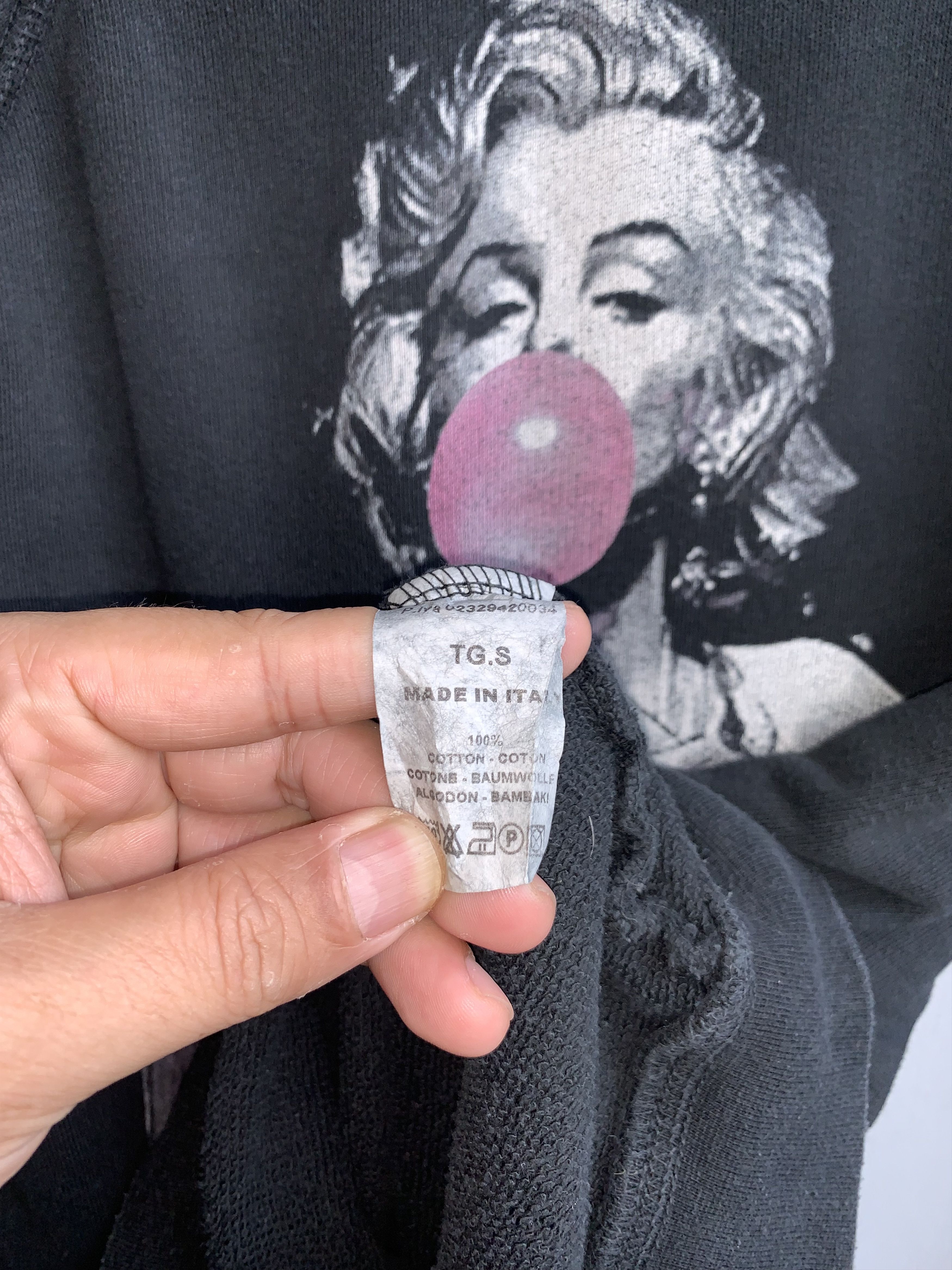 Vintage Marilyn Monroe Bubble Gum Crewneck Sweatshirt Size US L / EU 52-54 / 3 - 6 Thumbnail