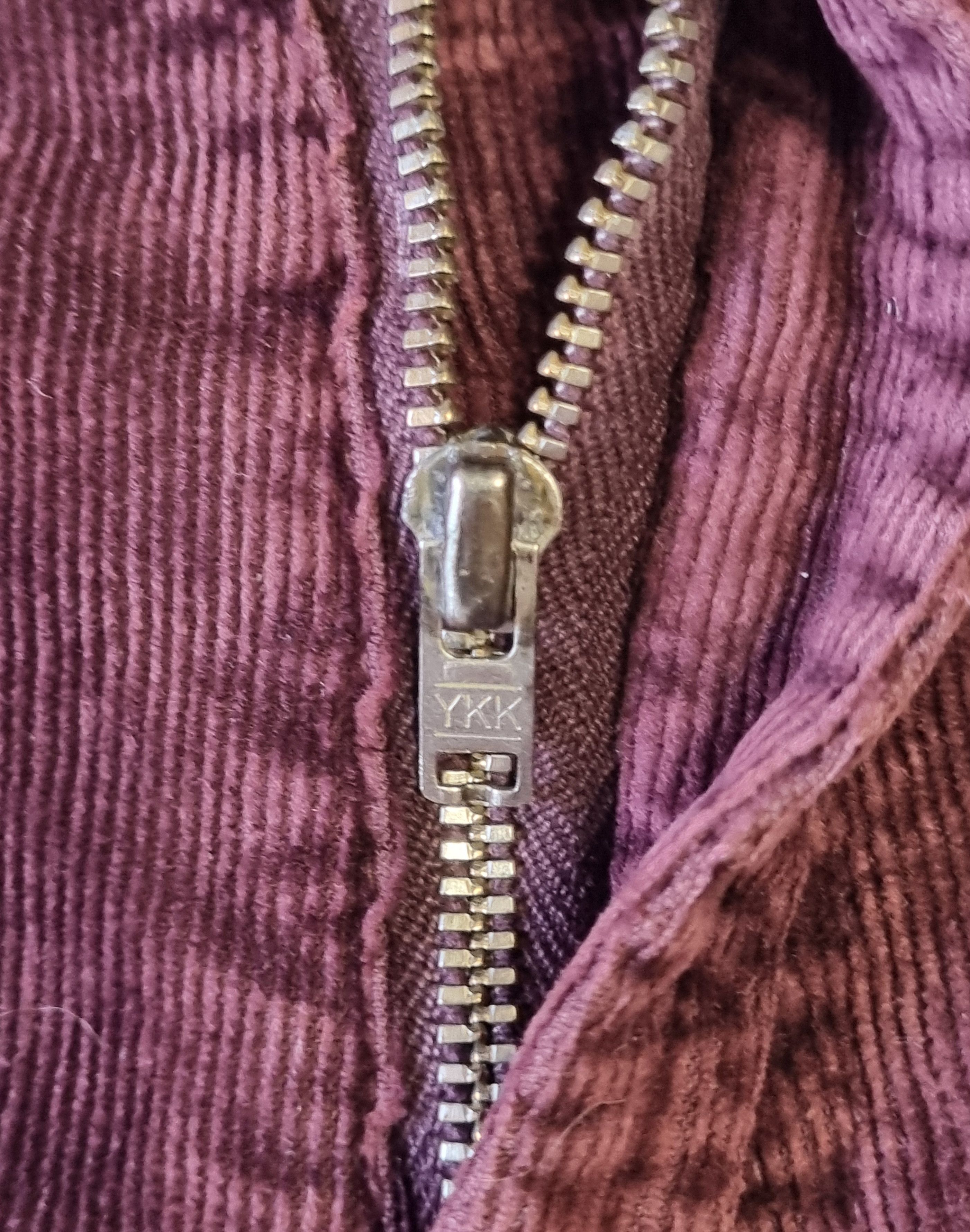 Versace Vintage Versace Collection Velvet Bordo Skirt Size 32" / US 10 / IT 46 - 6 Thumbnail