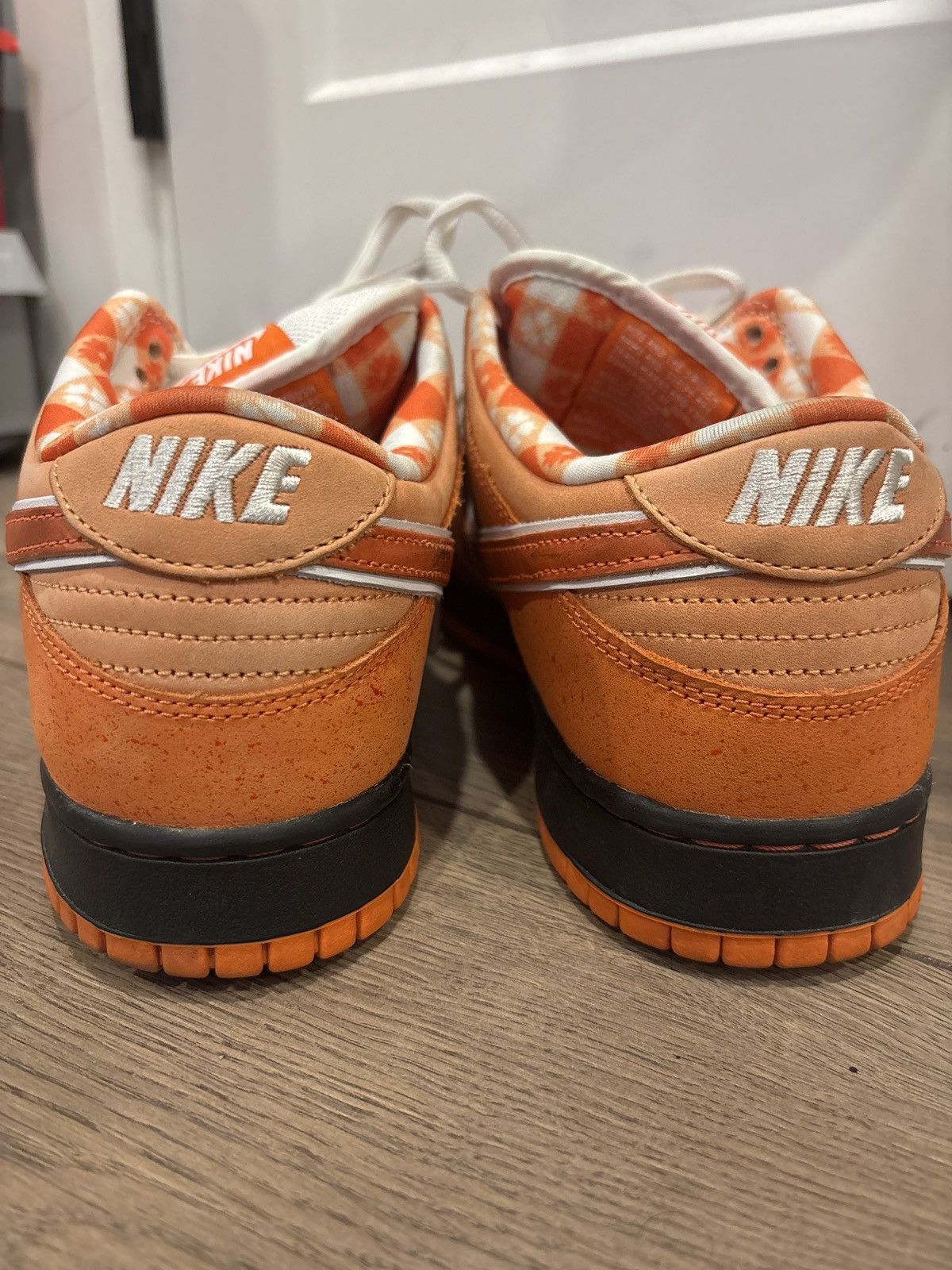 Nike SB Nike SB dunk low “Orange Lobster” SPECIAL BOX Size US 10.5 / EU 43-44 - 10 Thumbnail