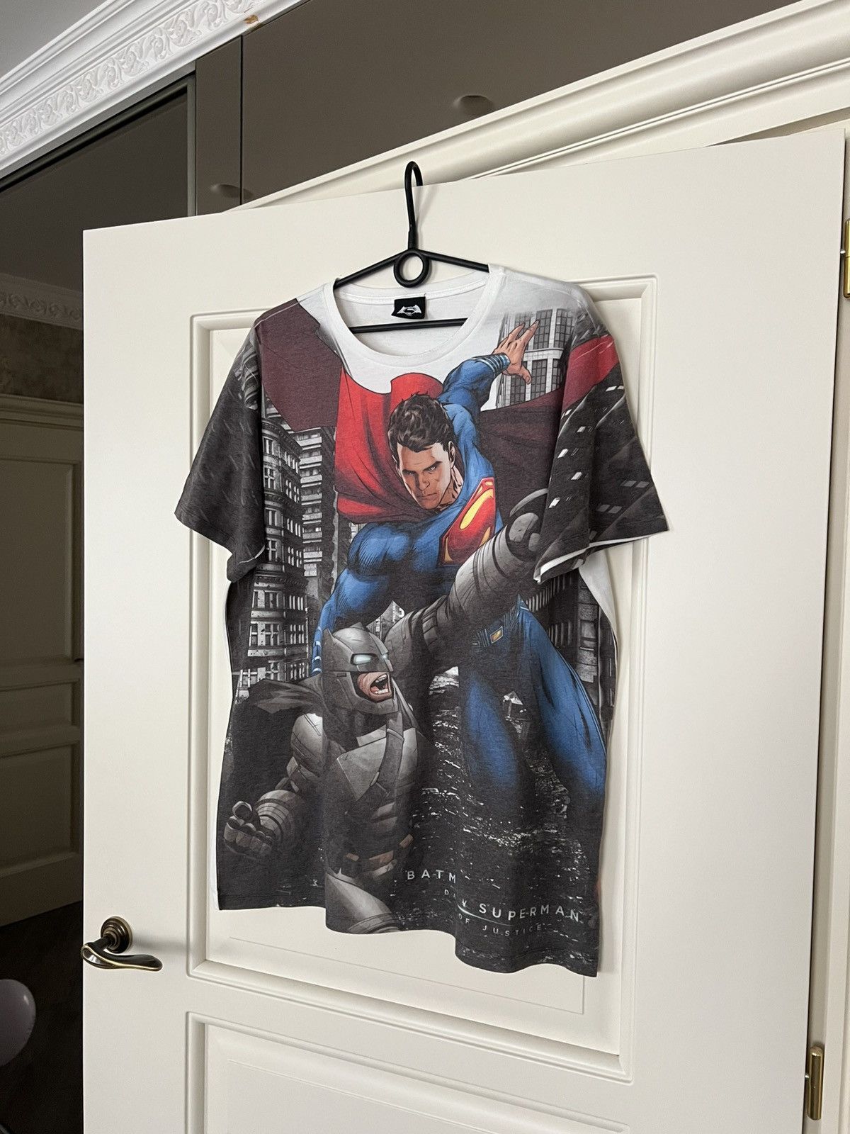 DC Comics Batman vs Superman T-Shirt DC All Over Print Graphic Tee Size US L / EU 52-54 / 3 - 3 Thumbnail