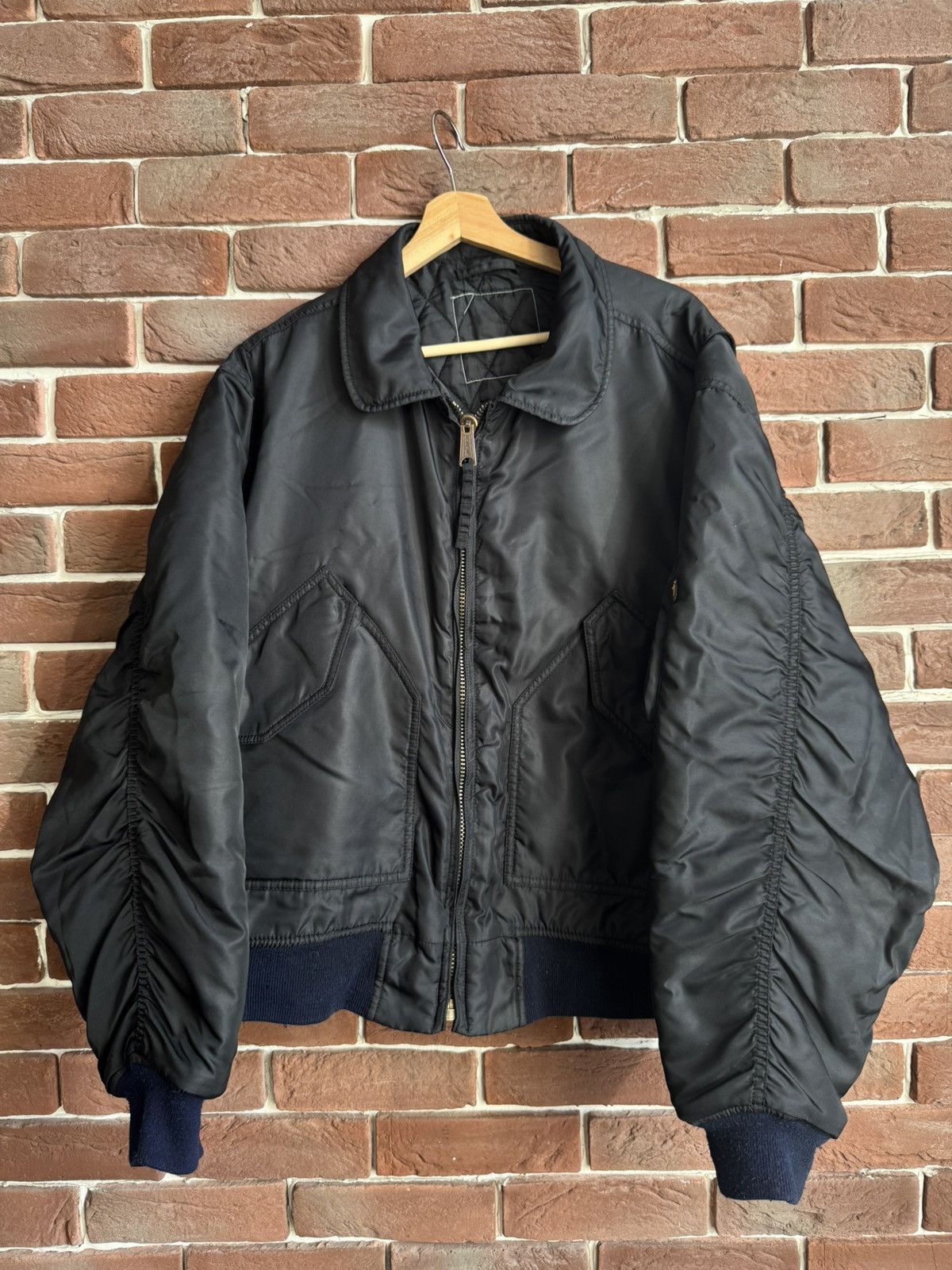 Vintage 00s Ma1 Flyer black Vintage Bomber Jacket Oversize Size US XL / EU 56 / 4 - 1 Thumbnail