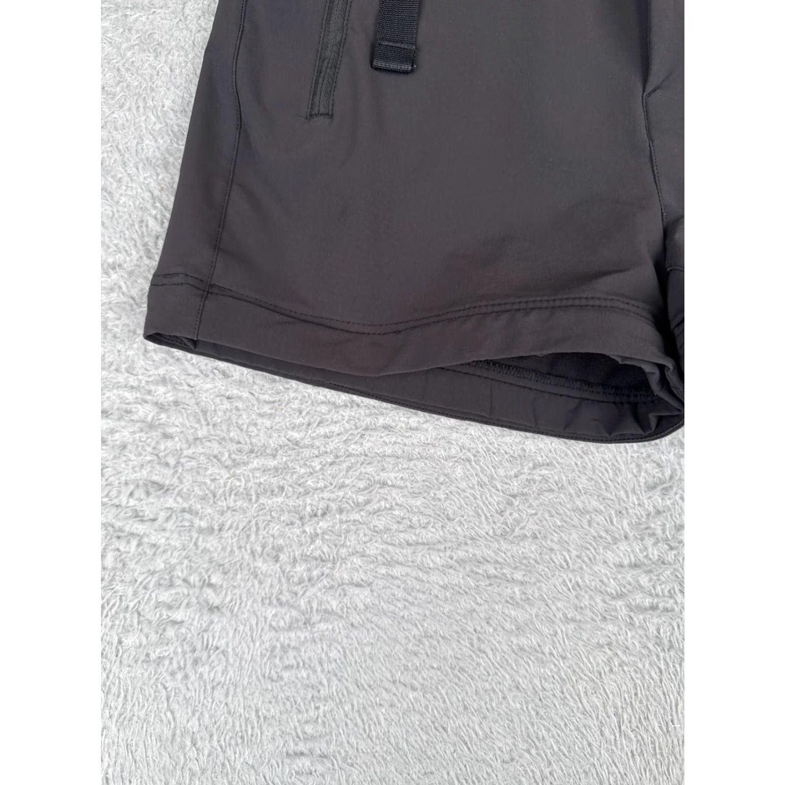 The North Face The North Face Shorts Womens Cargo Belted Gray 28x3 Nylon Polyester Read 90s? Size 26" / US 2 / IT 38 - 3 Thumbnail