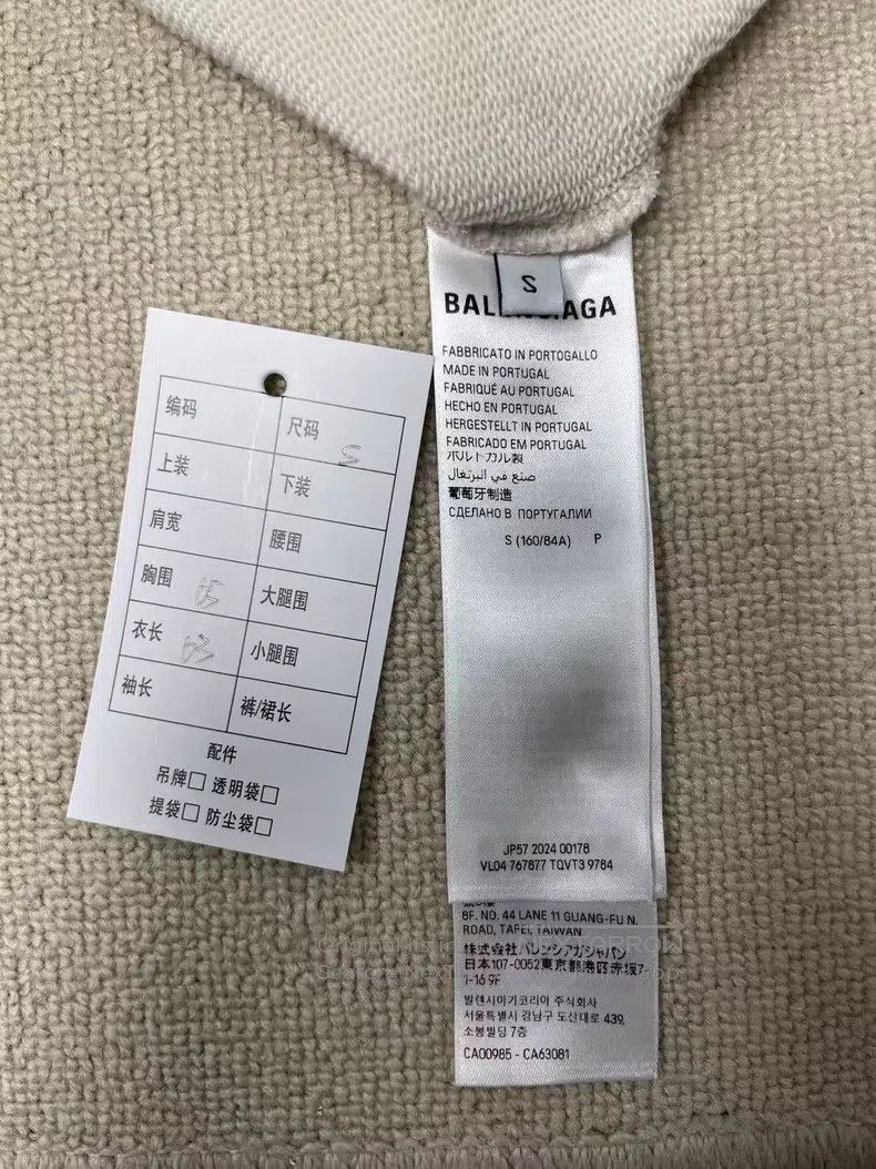 Balenciaga Balenciaga Pattern Printed Hooded Long Sleeve Sweatshirt Size S / US 4 / IT 40 - 4 Thumbnail