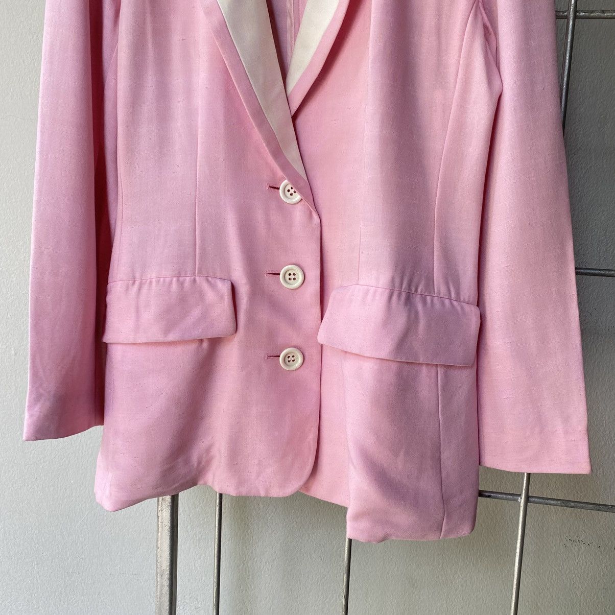 Yves Saint Laurent YVES Saint Laurent Sweet Pink Silk Blazer with White Collar Size M / US 6-8 / IT 42-44 - 5 Thumbnail