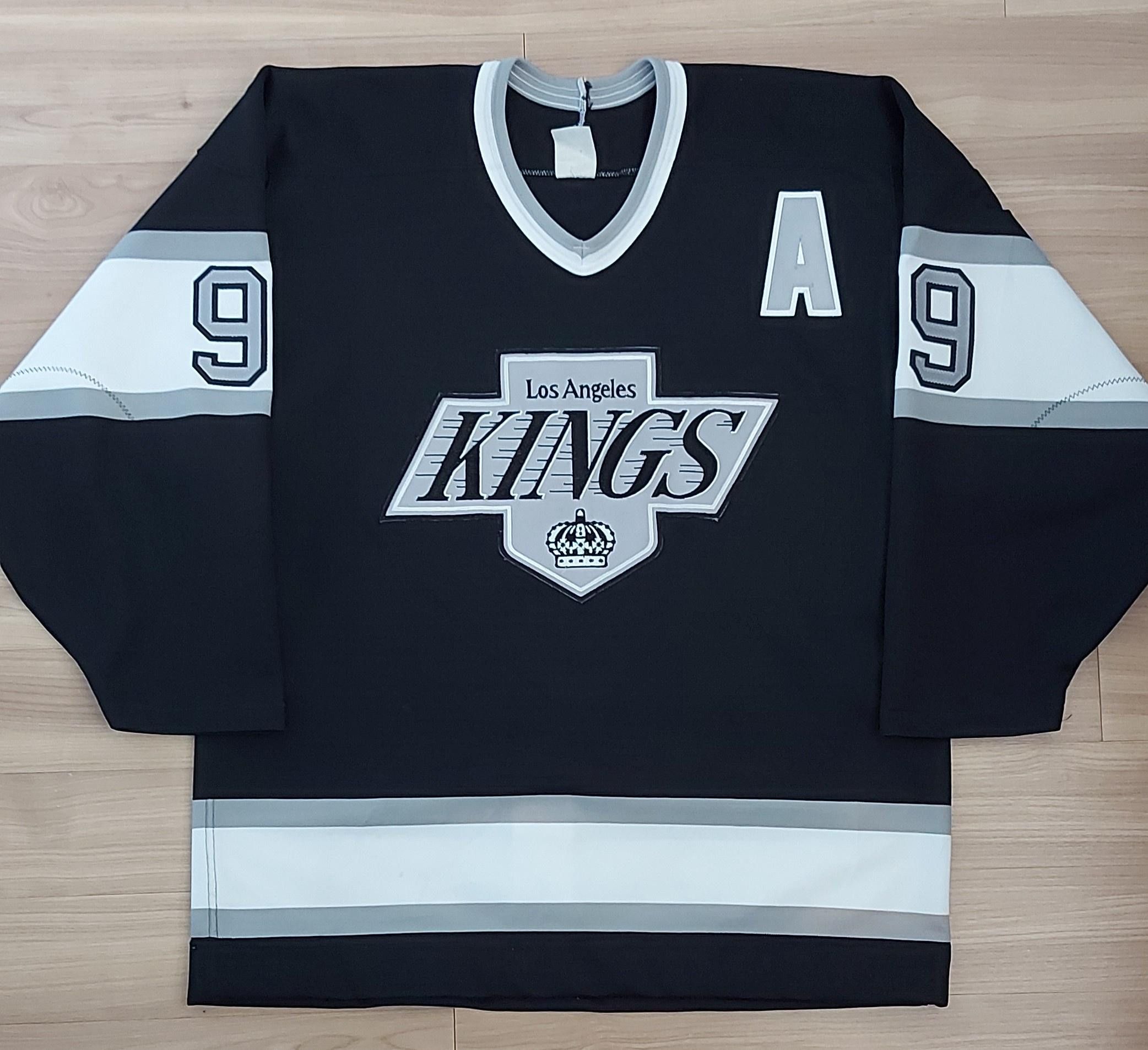 NHL × Vintage Vintage Wayne Gretzky Los Angeles Kings CCM NHL Jersey Size US S / EU 44-46 / 1 - 5 Thumbnail