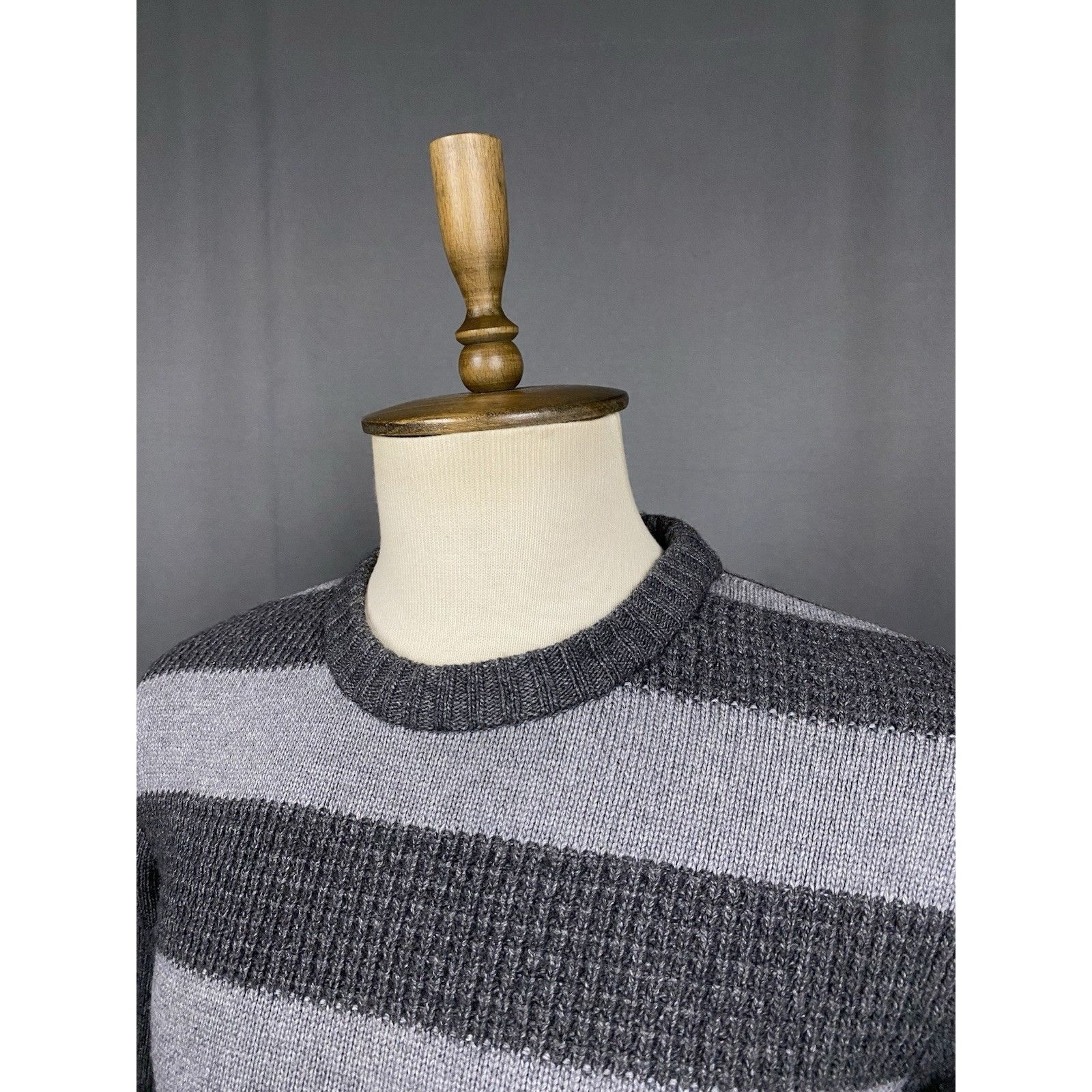 Oliver Spencer Oliver Spencer Men's Gray Wool Cashmere Striped Crewneck Swe Size US M / EU 48-50 / 2 - 5 Thumbnail