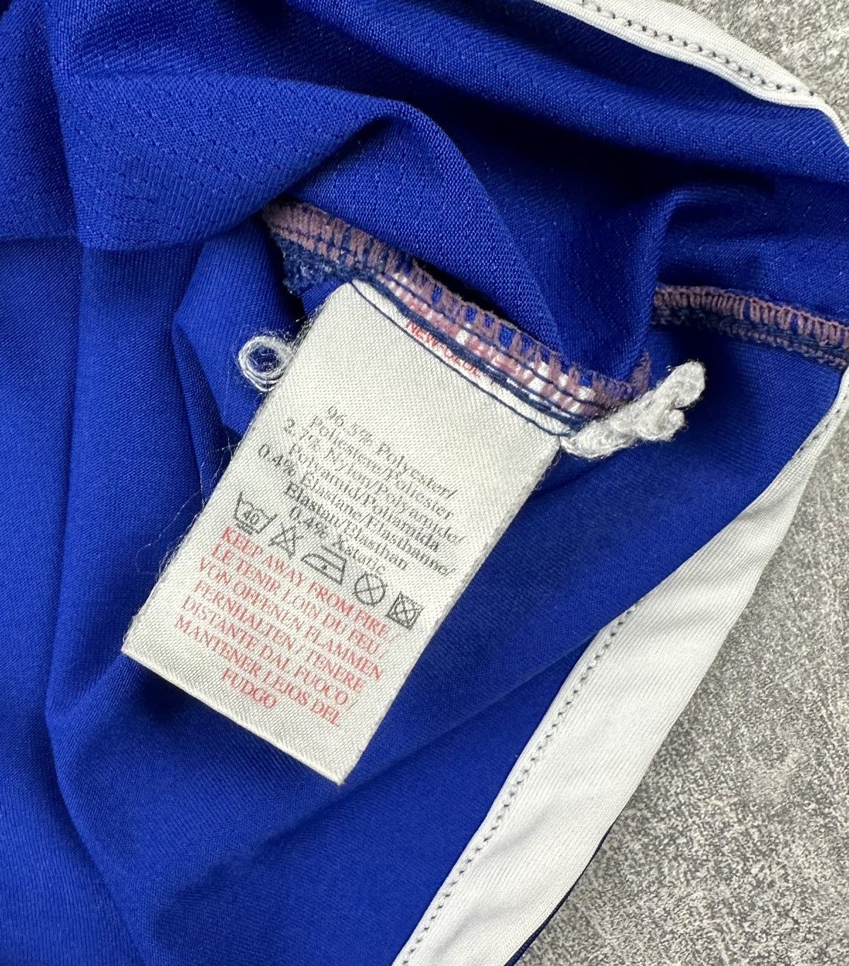 Umbro Umbro Everton FC #10 Ferguson 2004/05 Home Soccer Jersey Size US XL / EU 56 / 4 - 12 Thumbnail
