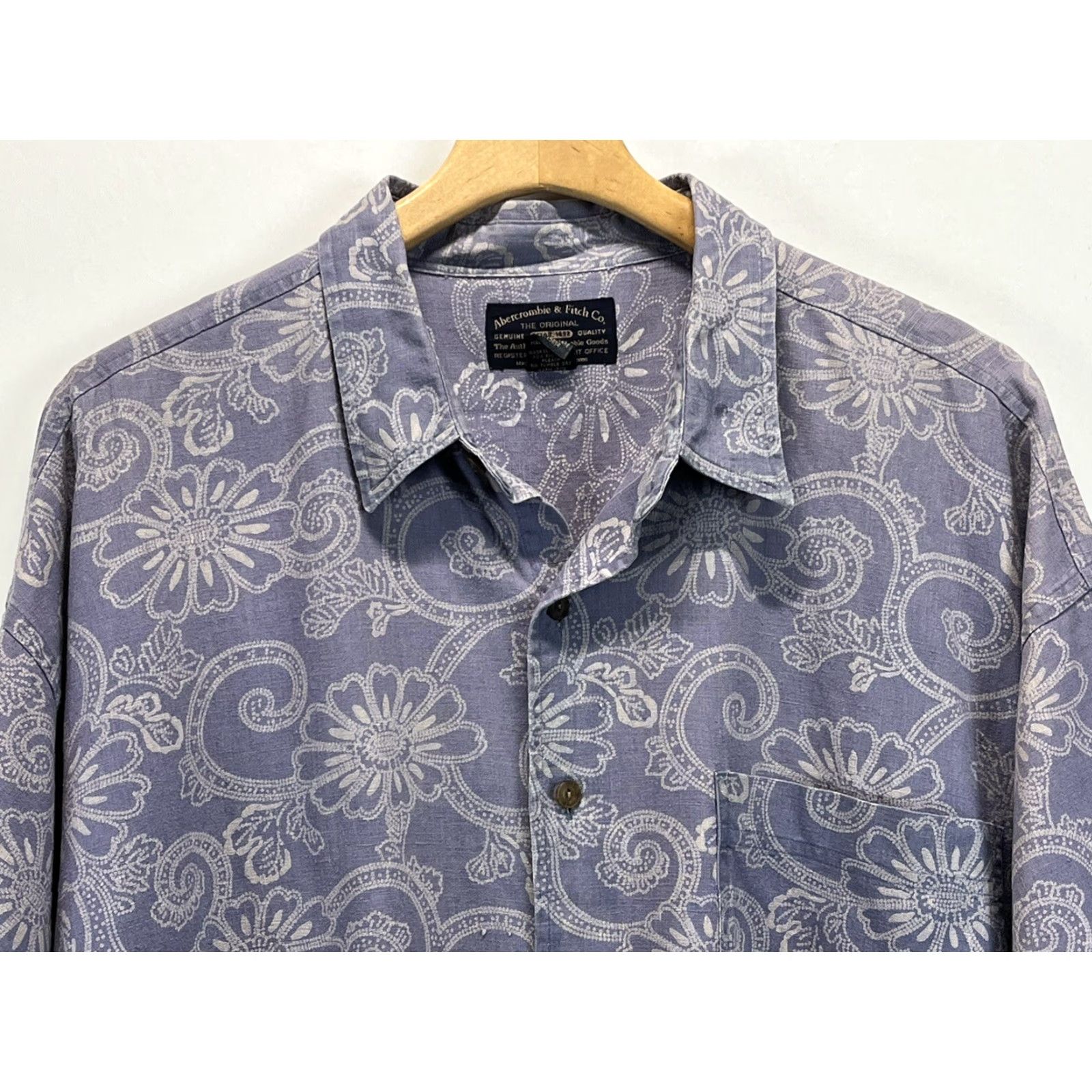Abercrombie & Fitch VINTAGE Abercrombie & Fitch Linen Blend Button-Up Shirt Mens Hawaiian Floral L Short Sleeve Blue/Gray Oversized European Fit Size US L / EU 52-54 / 3 - 3 Thumbnail