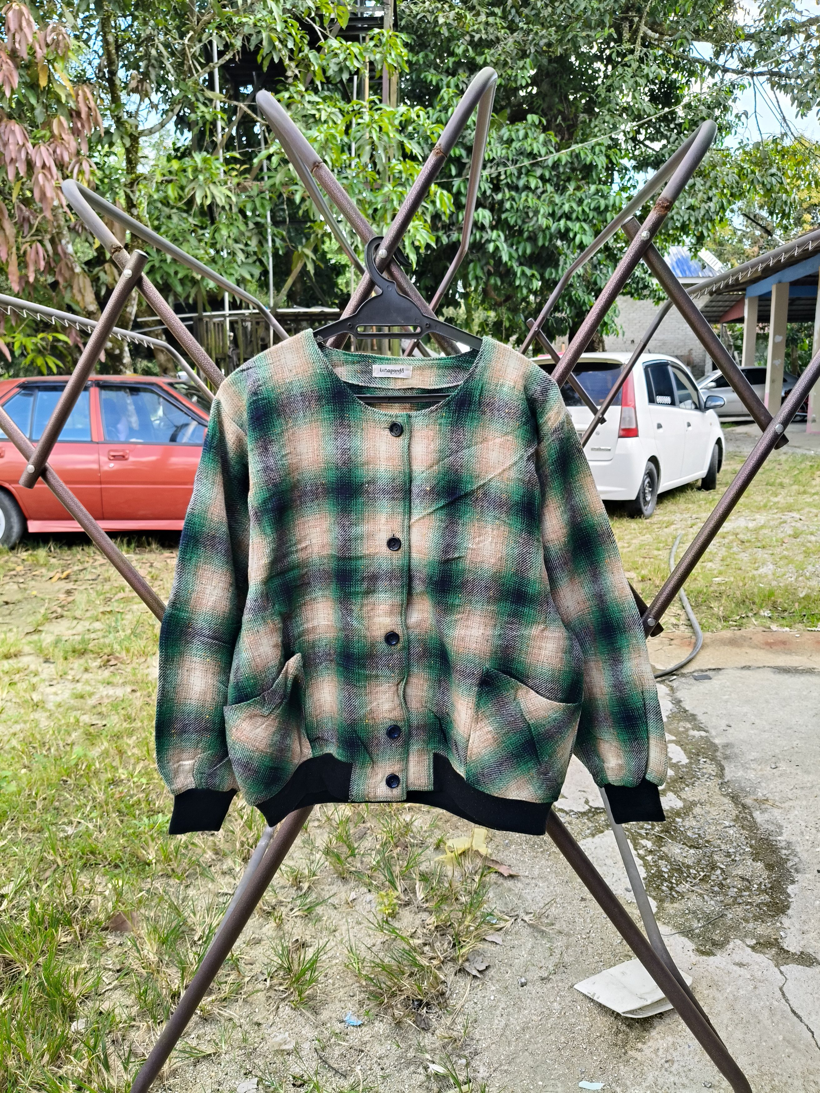 Japanese Brand Vintage Lunapanda Cardigan Button (wool) Size M / US 6-8 / IT 42-44 - 1 Thumbnail