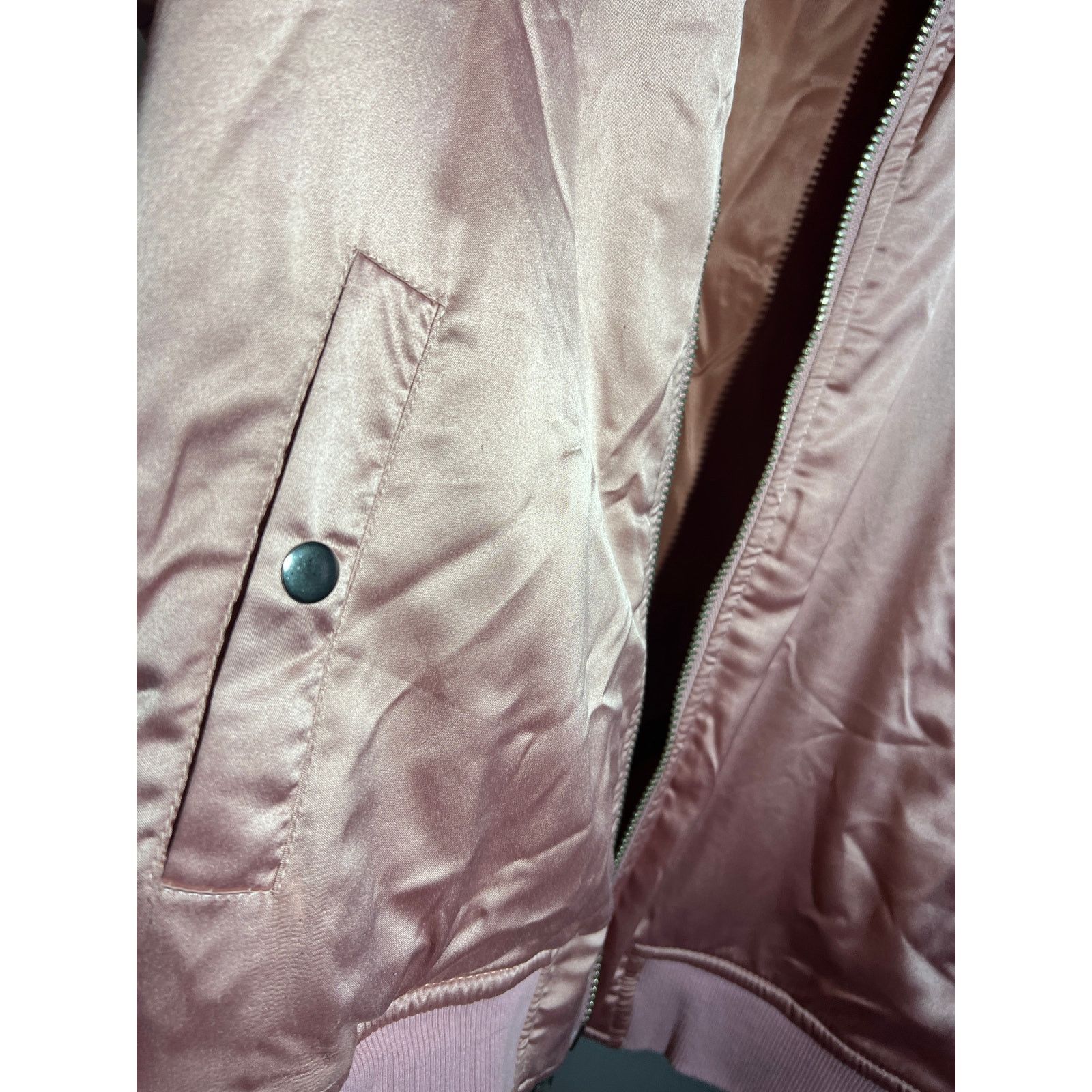 UNIF Unif X Urban Outfitters Pink Satin Bomber Jacket Size S / US 4 / IT 40 - 7 Thumbnail