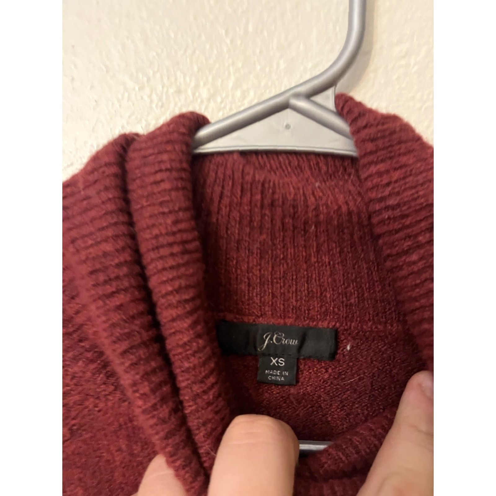J.Crew J.CREW Turtleneck Sweater Women XS Red Maroon Side Slits H4131 Pullover Sweater Vintage/90s (if applicable) Mens Womens Size XS / US 0-2 / IT 36-38 - 2 Thumbnail