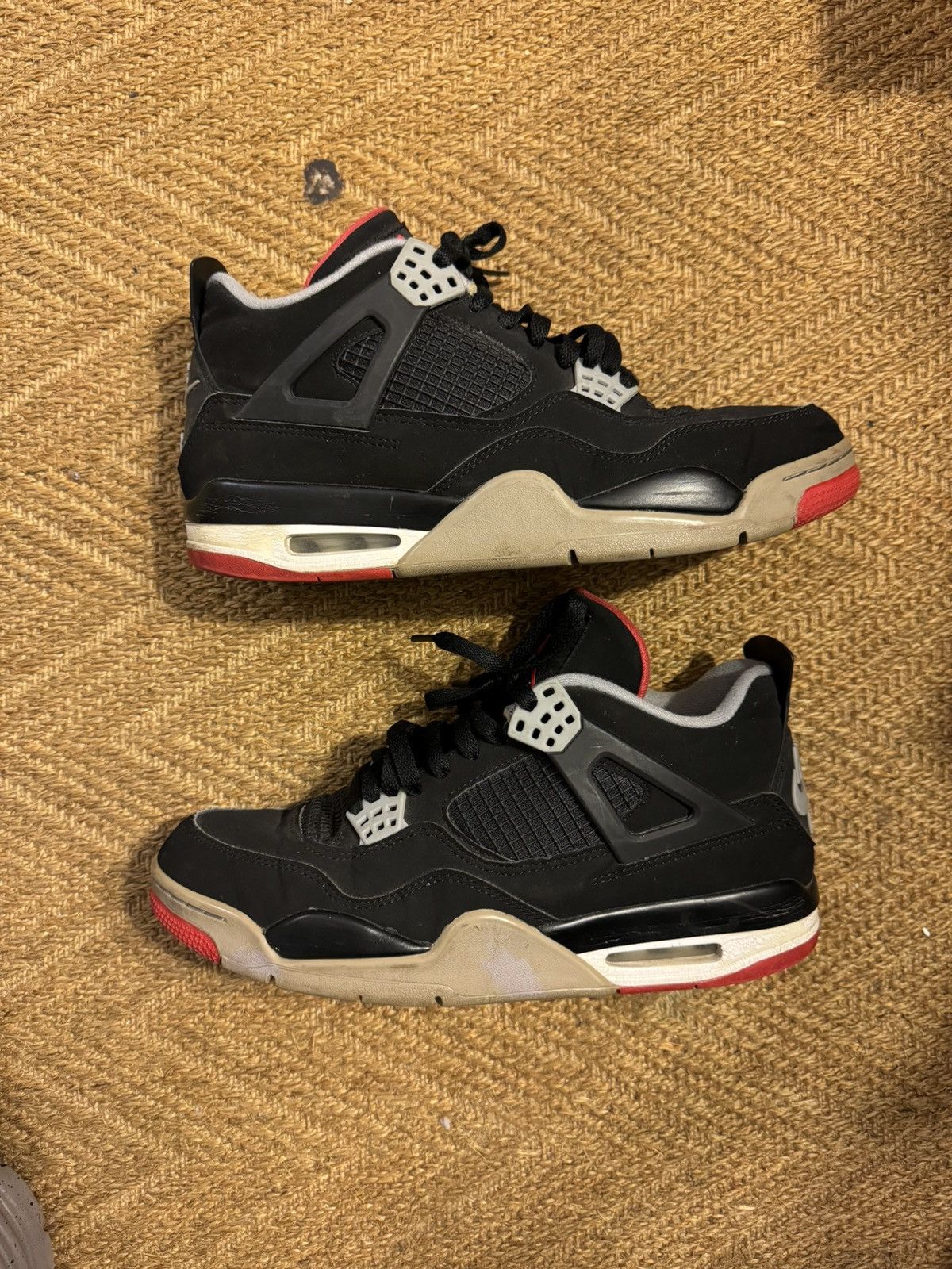 Jordan Brand Jordan Retro 4 Bred Size US 10 / EU 43 - 1 Thumbnail