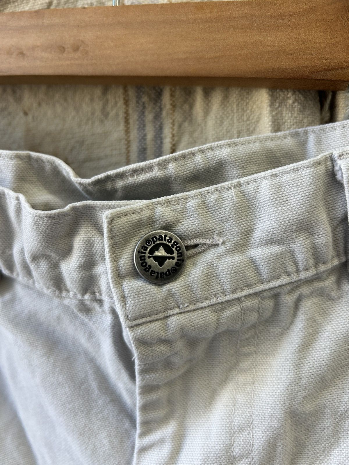 Patagonia × Vintage Vintage Patagonia khaki shorts big pockets size 38 Size US 38 / EU 54 - 3 Thumbnail