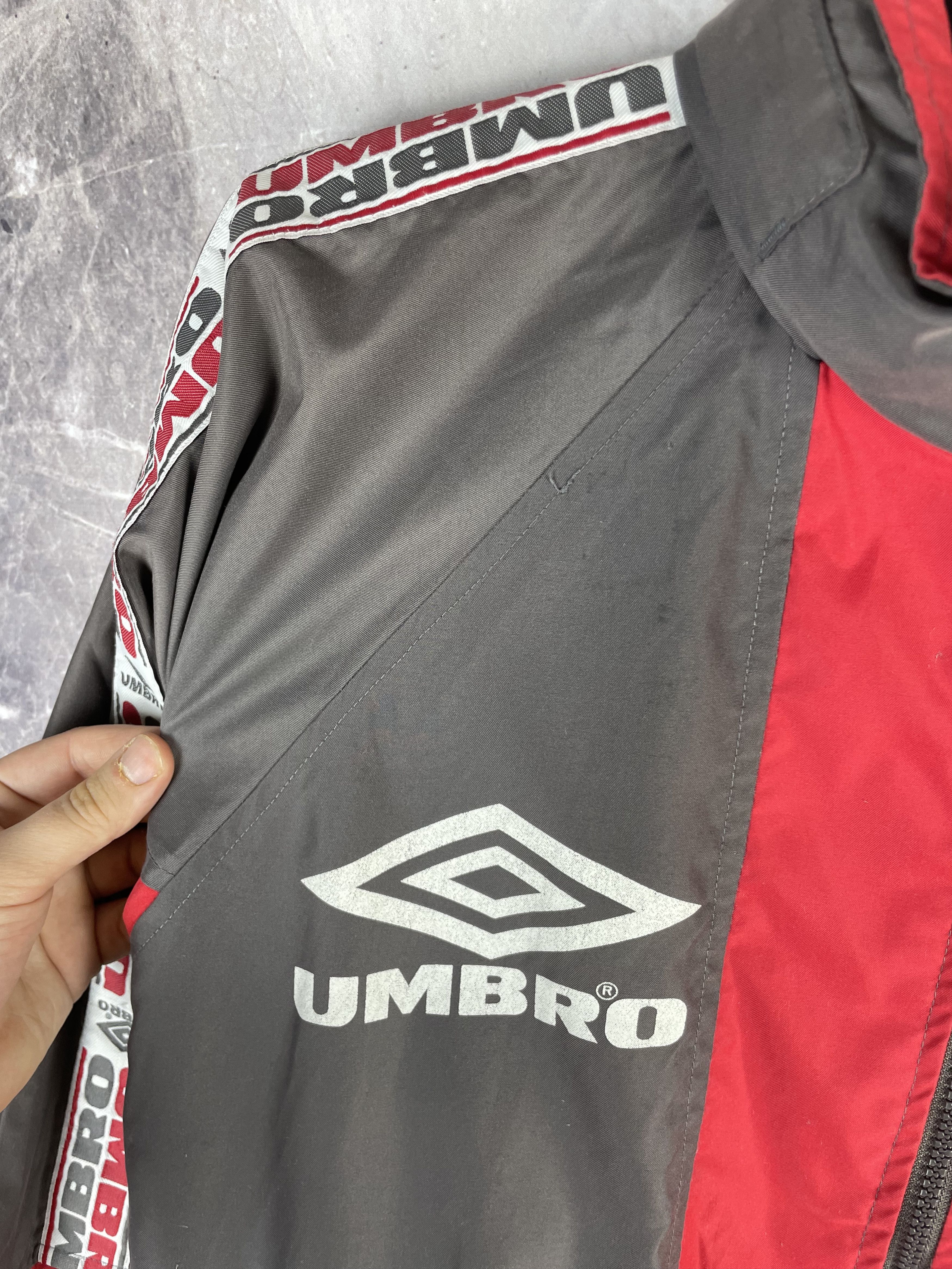 Umbro Vintage 90s🔥 UMBRO Football Pro Training Zipper Size US M / EU 48-50 / 2 - 6 Thumbnail