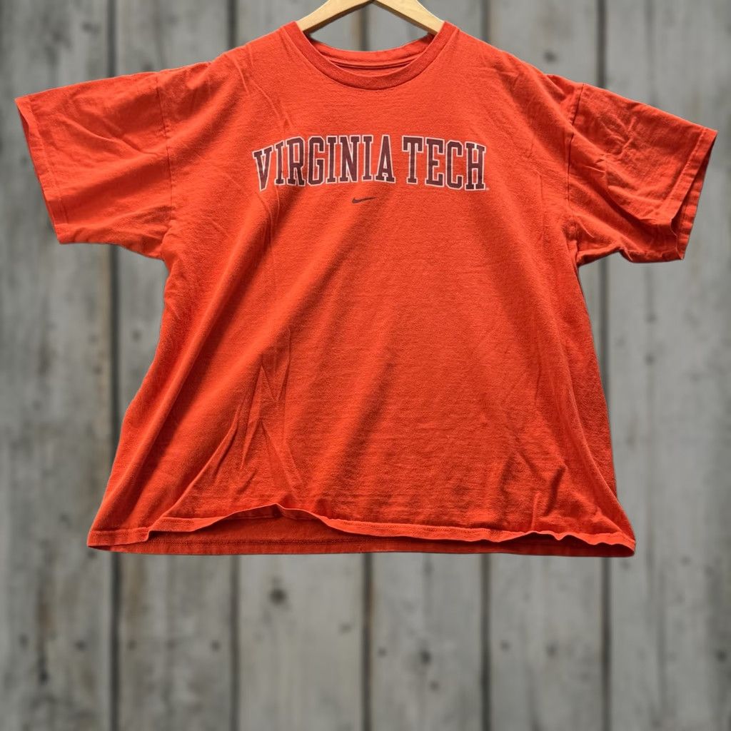 Nike VINTAGE NIKE Shirt Mens L Orange Graphic Tee Crewneck Tagless Swoosh Size US L / EU 52-54 / 3 - 1 Thumbnail