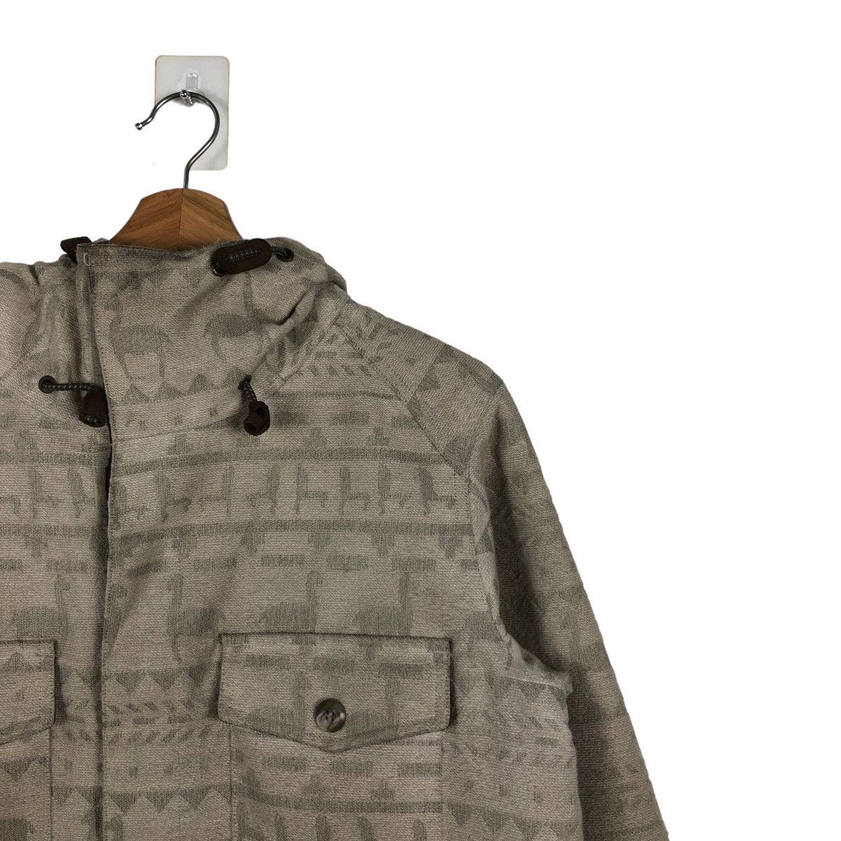 Burton 🔥VERY RARE NAVAJO AZTEC DESIGN BURTON SKI JACKET Size US S / EU 44-46 / 1 - 6 Thumbnail