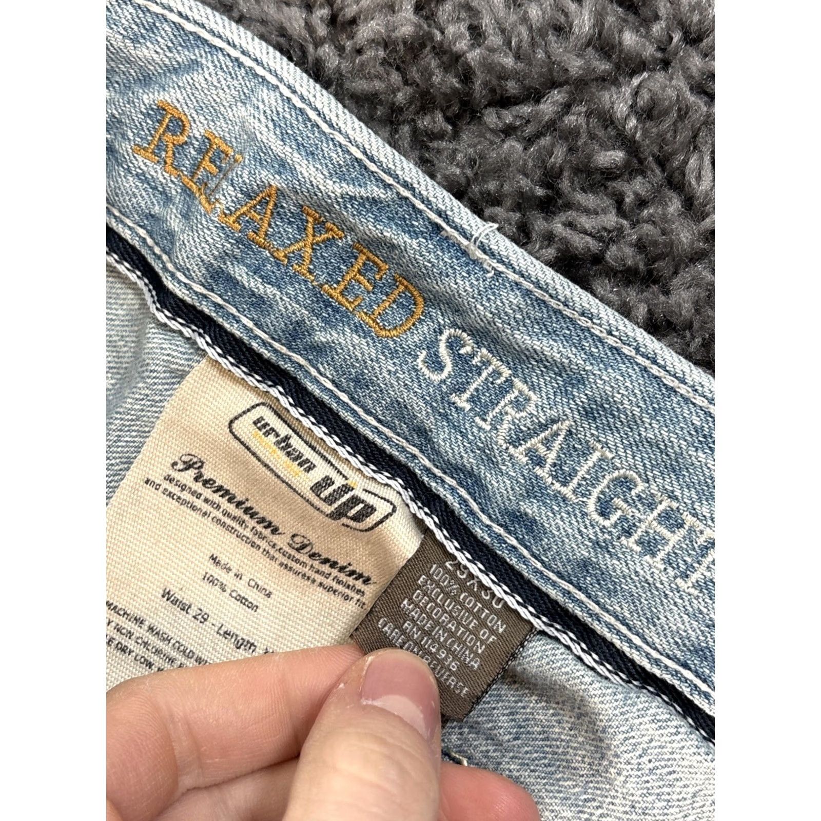 Vintage Urban Pipeline Jeans Mens 32x30 Blue Loose Straight Denim Workwear Light Wash Jeans Mens Regular 5-Pocket USA Classic Straight Logo Zipper Button Size US 32 / EU 48 - 5 Thumbnail