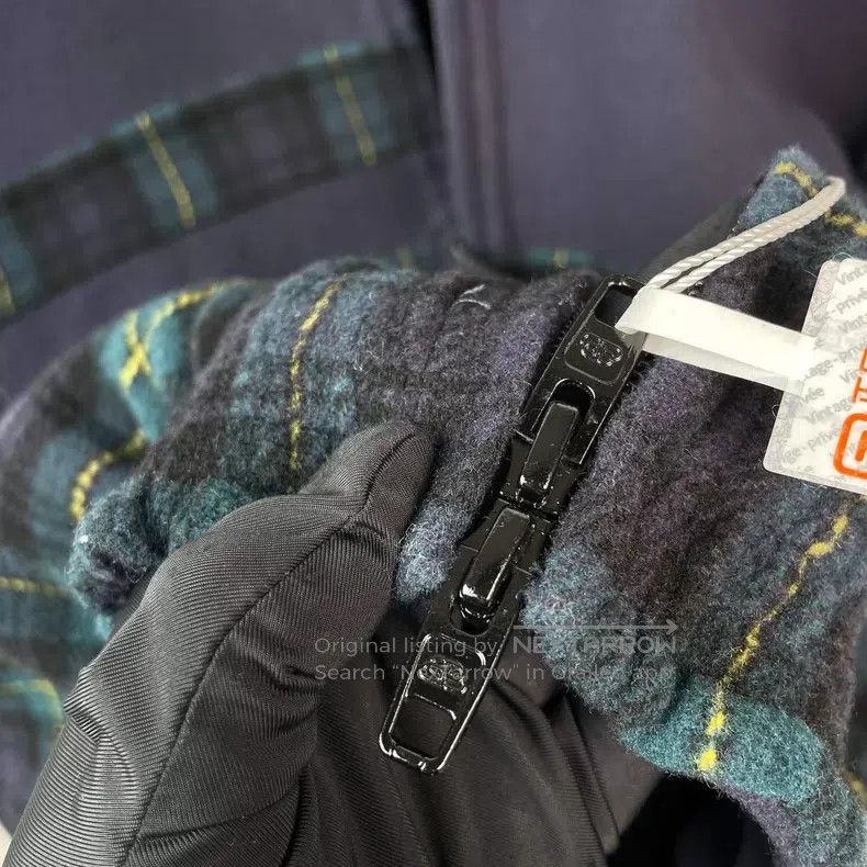 Balenciaga Balenciaga Black and green check plaid fleece zipper windb Size US S / EU 44-46 / 1 - 6 Thumbnail