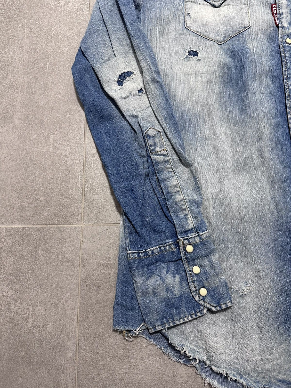 Designer × Dsquared2 × Japanese Brand Dsquared2 Denim Military Shirt Rare Men’s Exclusive Size 46 Size US S / EU 44-46 / 1 - 9 Thumbnail