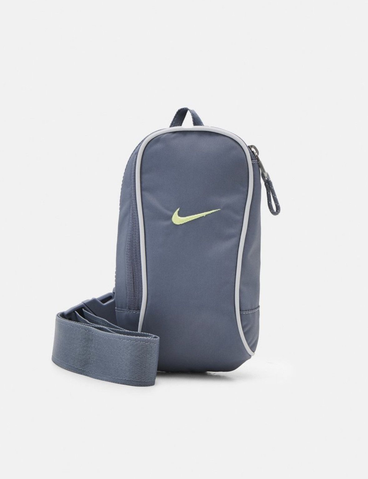 Nike Nike Sling Bag Crossbody Backpack Size ONE SIZE - 2 Thumbnail
