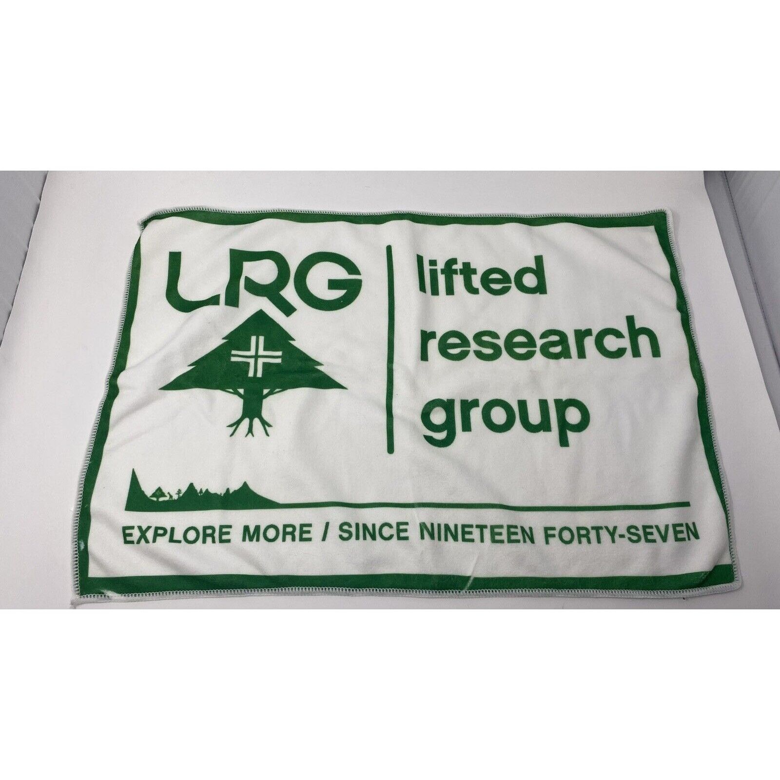 LRG LIFTED RESEARCH GROUP L-R-G HAND TOWEL RARE PROMO Size ONE SIZE - 1 Thumbnail