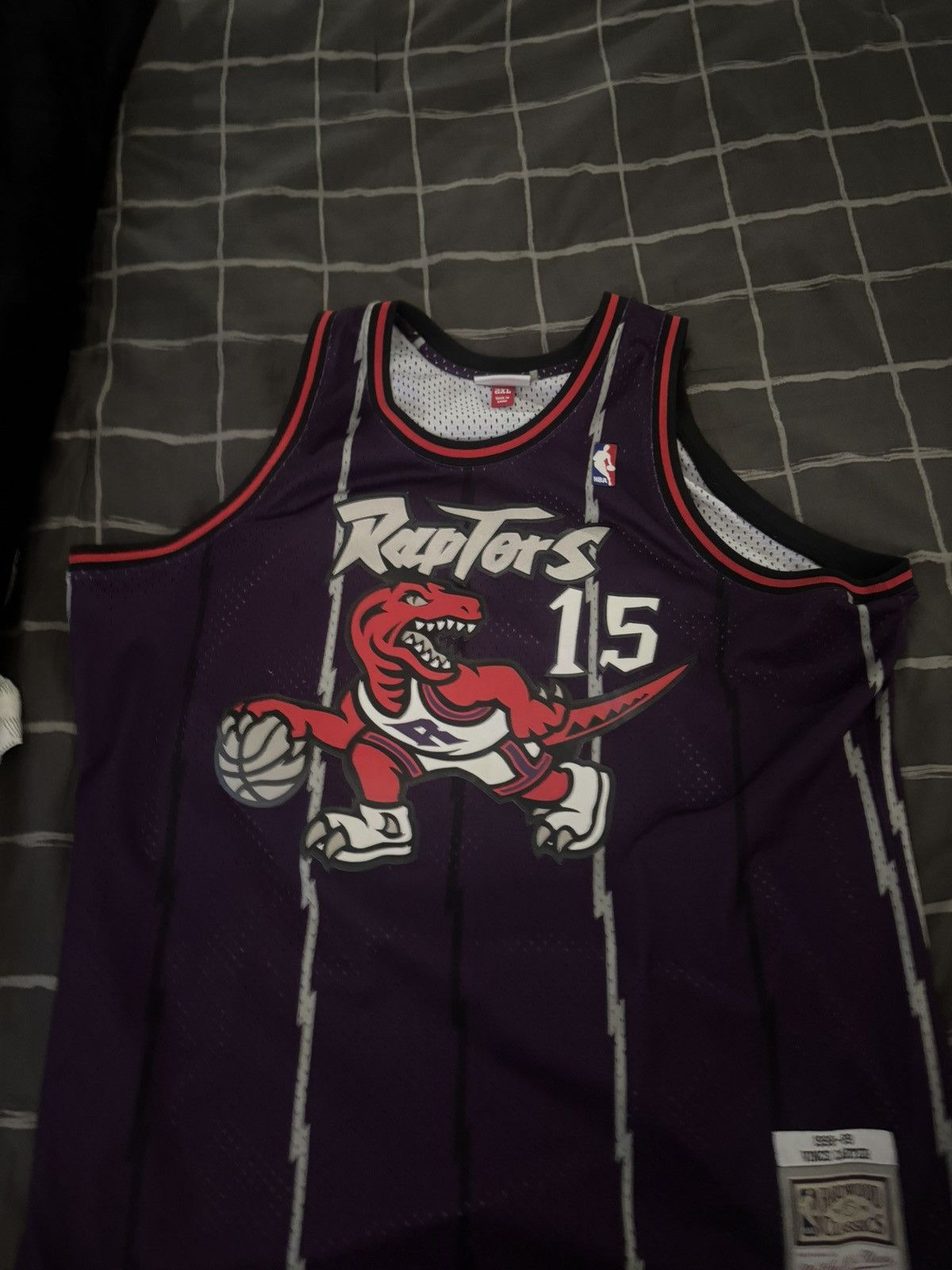Mitchell & Ness Raptors Vince Carter Jersey Size US XXL / EU 58 / 5 - 1 Thumbnail