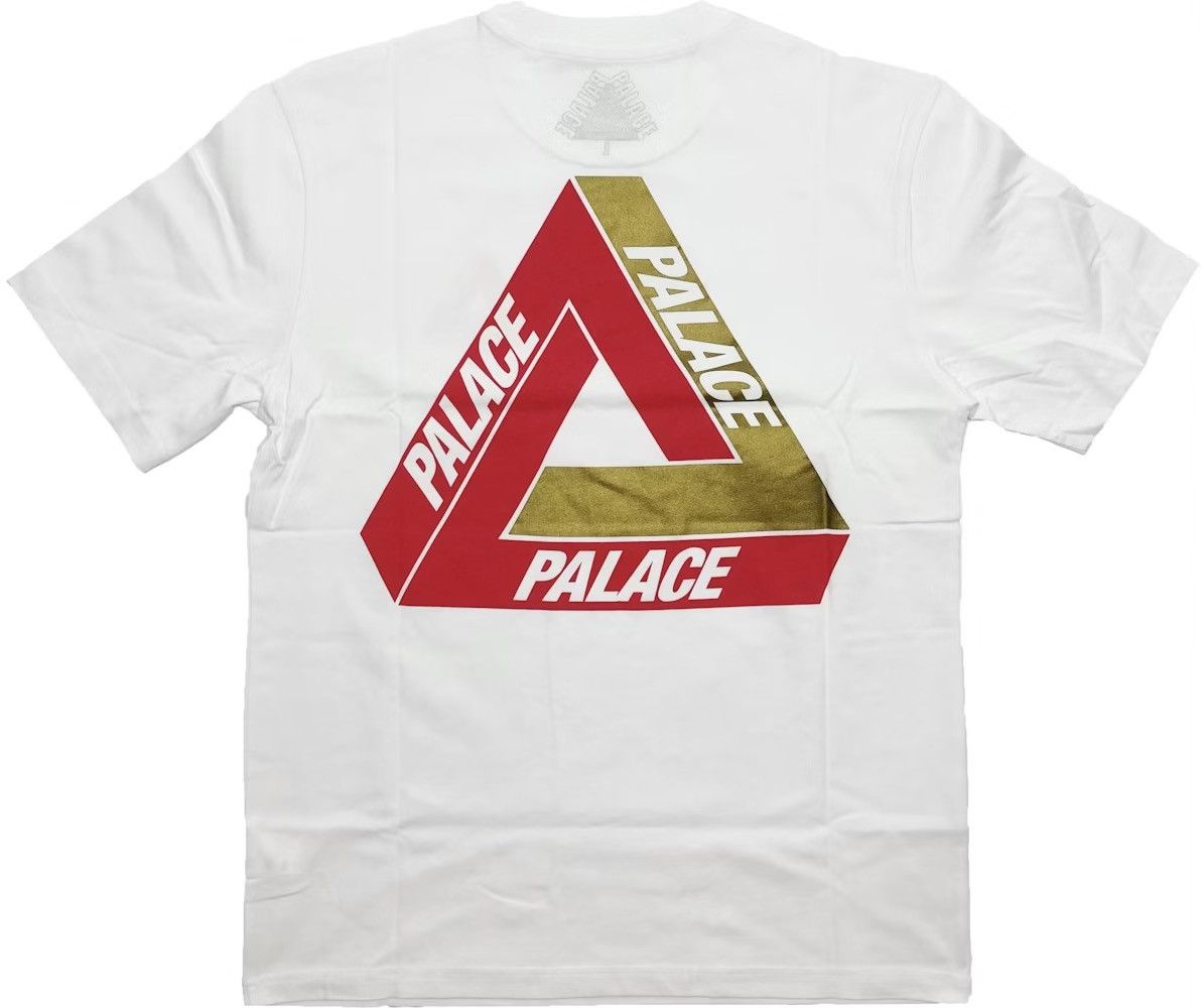 Palace Palace Chi-Ferg Shanghai Exclusive Tri Ferg White XL FW19 Size US XL / EU 56 / 4 - 1 Thumbnail