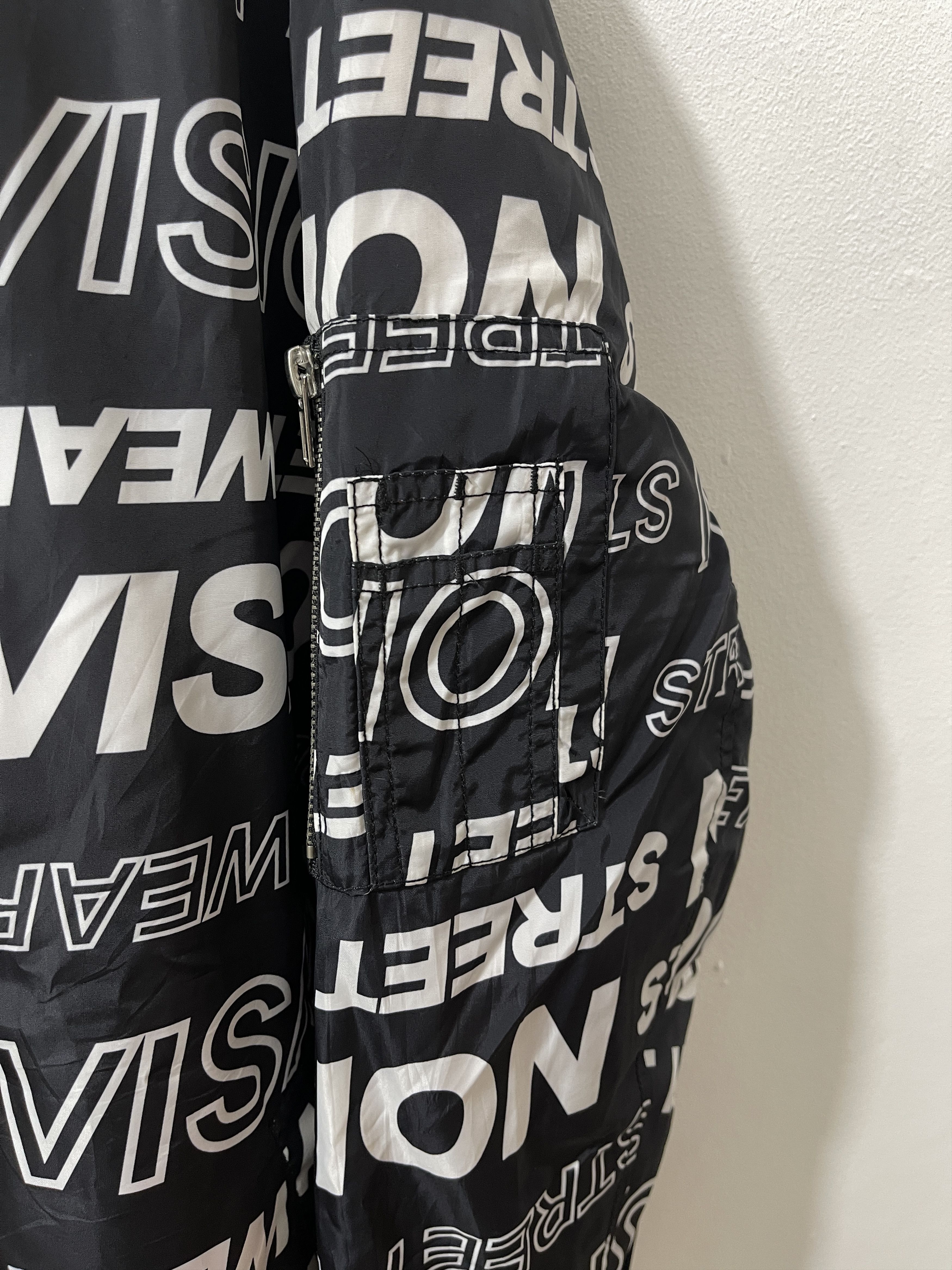 Vision Streetwear Vision Streetwear Japan Archive Hiphop Y2k Monogram Jacket Size US XXL / EU 58 / 5 - 10 Thumbnail